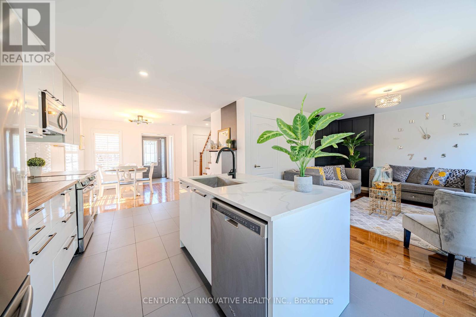 1633 Gowling Terrace, Milton (Cl Clarke), Ontario  L9T 5J6 - Photo 12 - W12212526