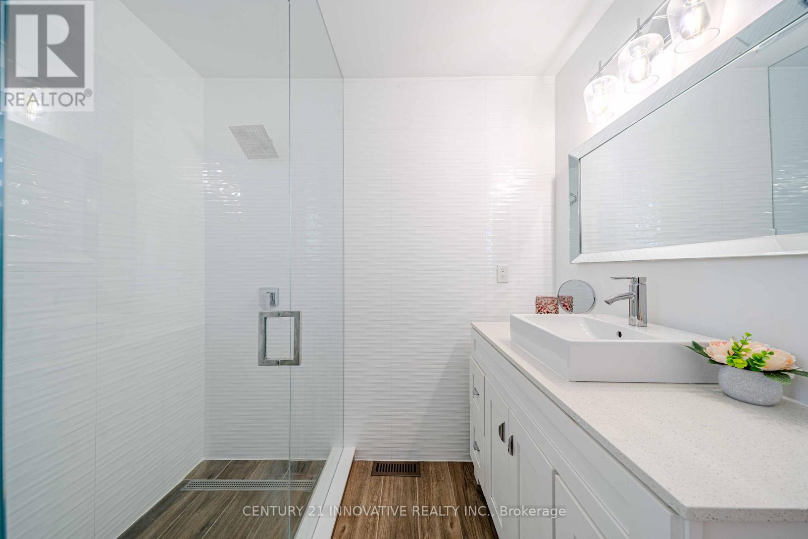 1633 Gowling Terrace, Milton (Cl Clarke), Ontario  L9T 5J6 - Photo 24 - W12212526