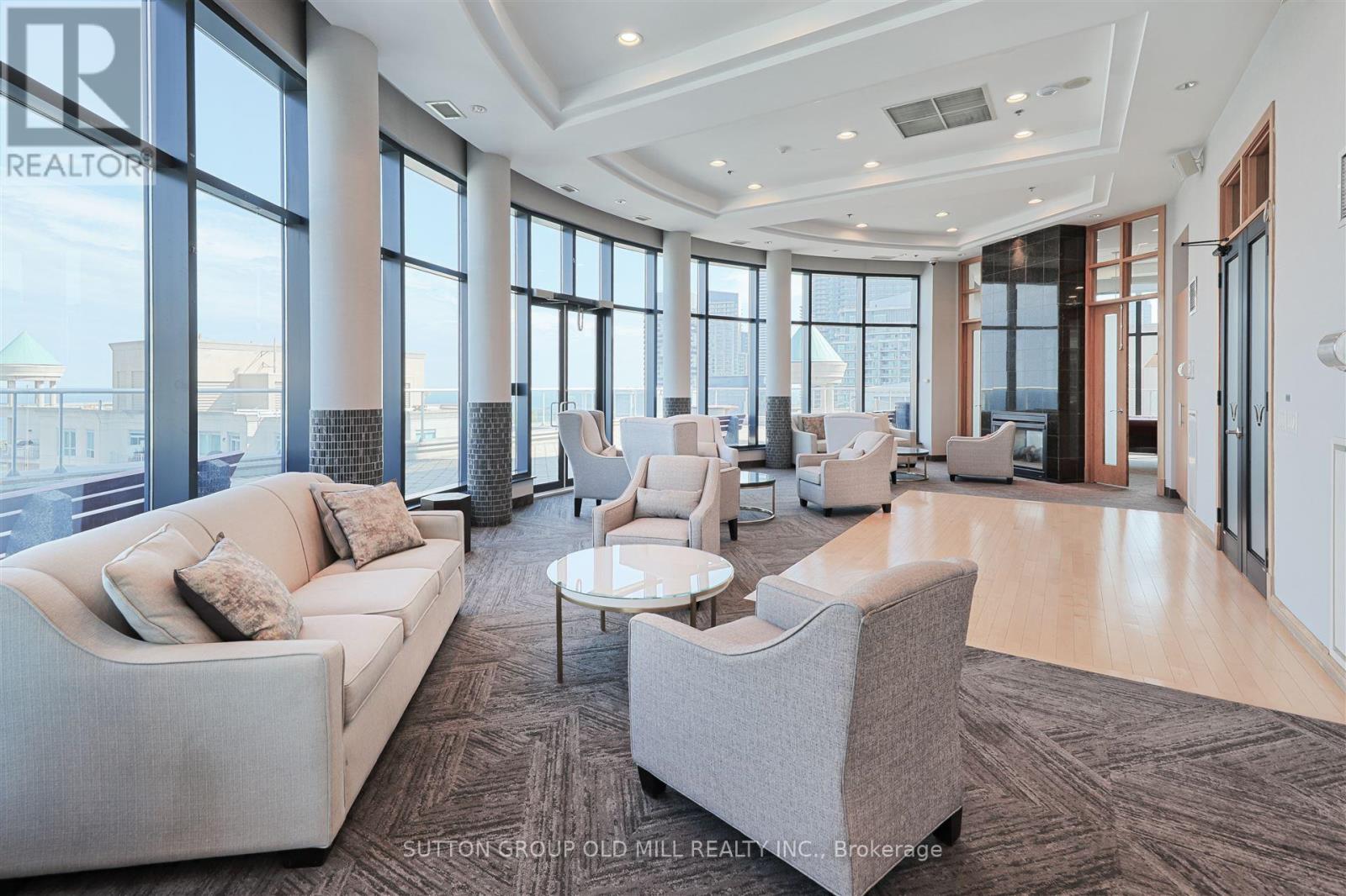 305 - 2087 Lake Shore Boulevard W, Toronto (Mimico), Ontario  M8V 4G3 - Photo 14 - W12212540