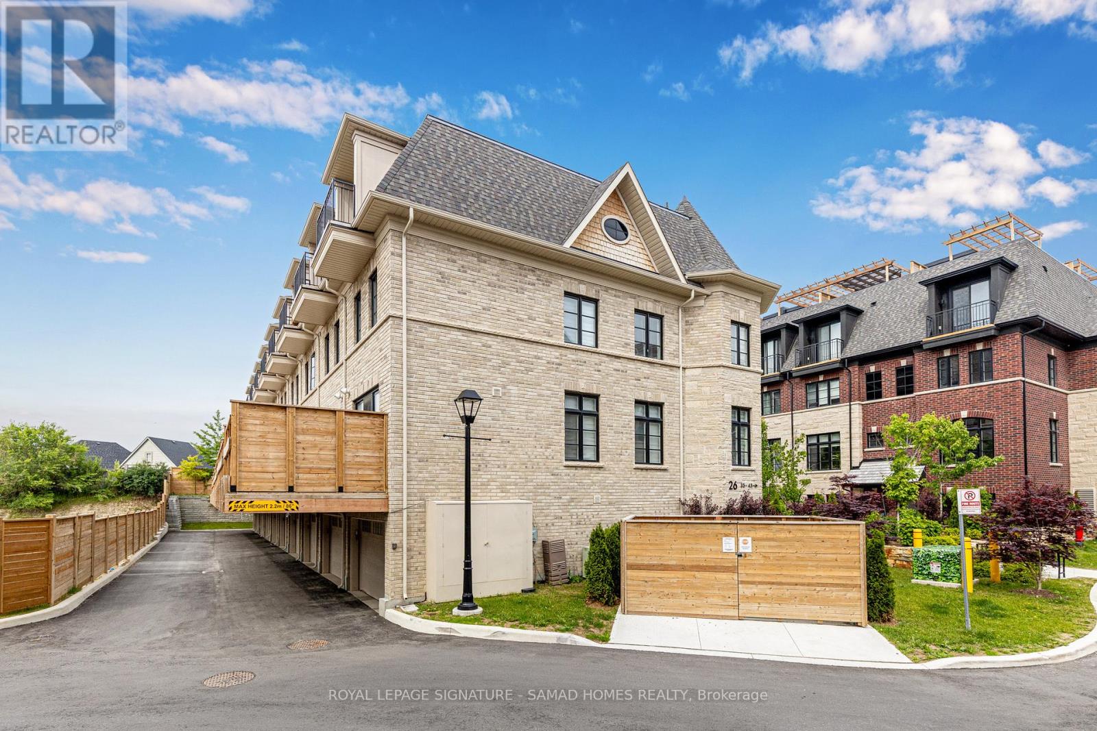 37 - 26 Lunar Crescent, Mississauga (Streetsville), Ontario  L5M 2R5 - Photo 26 - W12212543