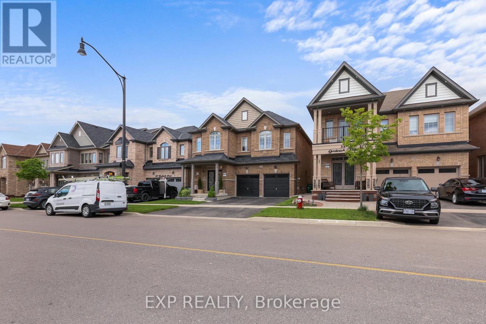24 Goderich Drive, Brampton (Northwest Brampton), Ontario  L7A 5A7 - Photo 3 - W12212547