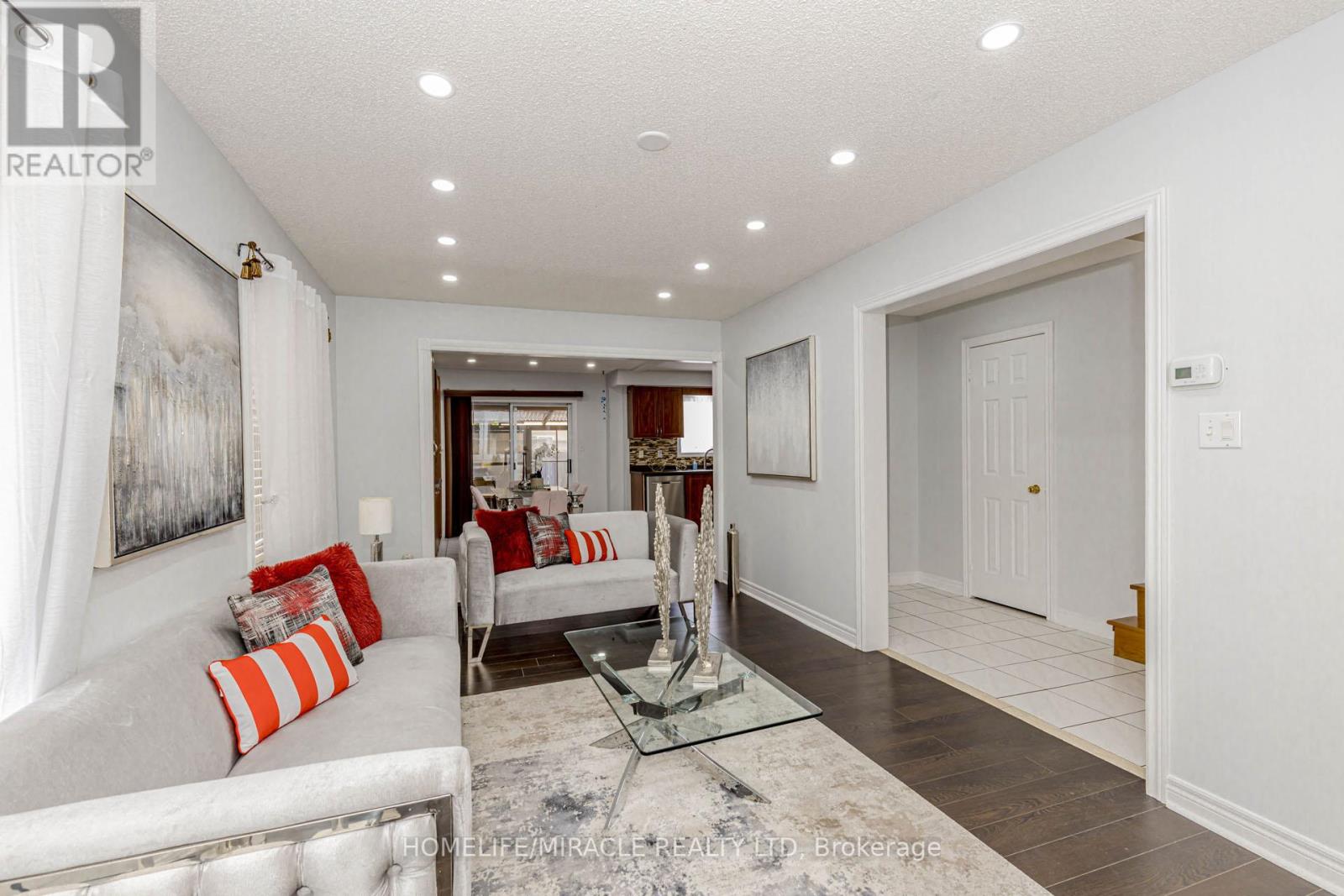 41 Sunny Glen Crescent, Brampton (Northwest Sandalwood Parkway), Ontario  L7A 2C7 - Photo 11 - W12212559