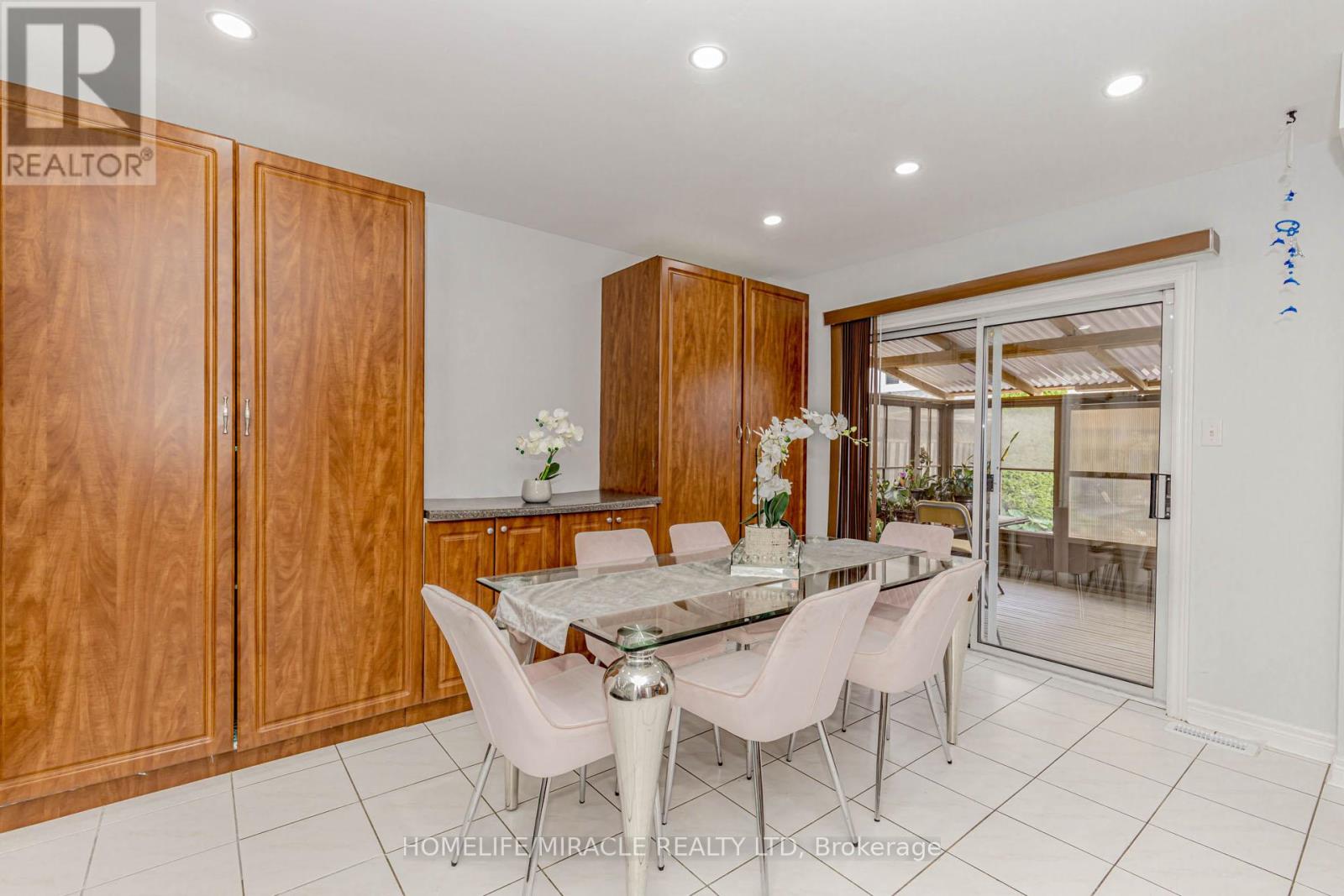 41 Sunny Glen Crescent, Brampton (Northwest Sandalwood Parkway), Ontario  L7A 2C7 - Photo 16 - W12212559