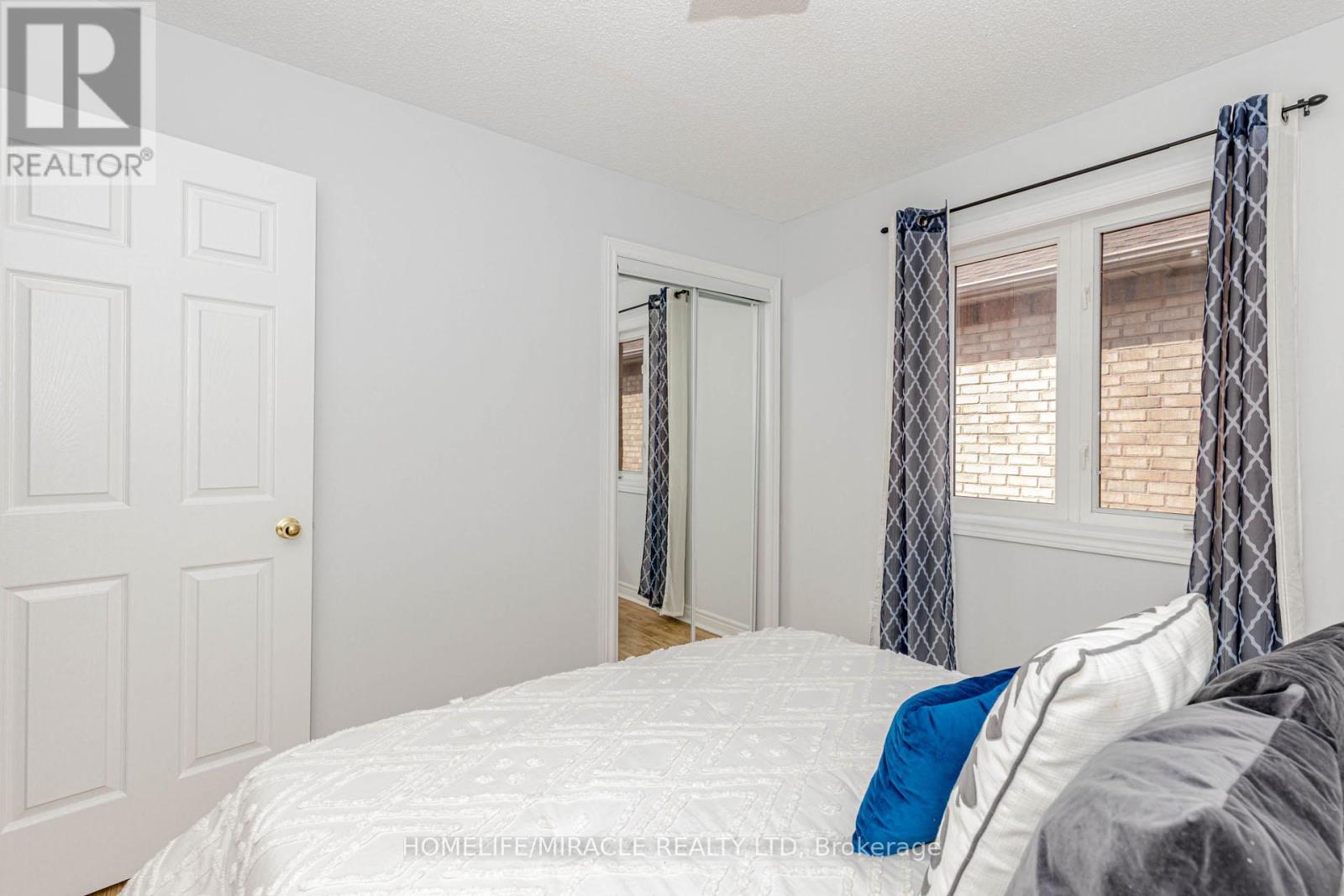 41 Sunny Glen Crescent, Brampton (Northwest Sandalwood Parkway), Ontario  L7A 2C7 - Photo 31 - W12212559