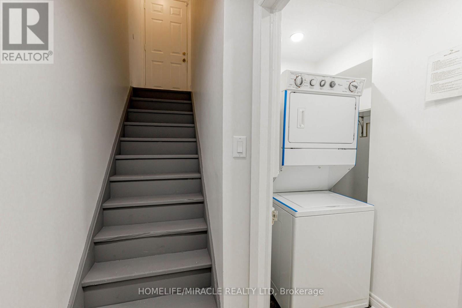 41 Sunny Glen Crescent, Brampton (Northwest Sandalwood Parkway), Ontario  L7A 2C7 - Photo 38 - W12212559