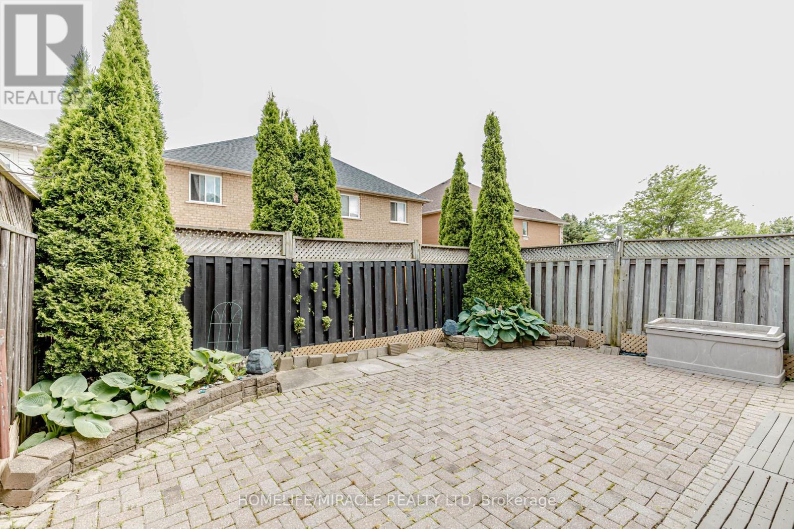 41 Sunny Glen Crescent, Brampton (Northwest Sandalwood Parkway), Ontario  L7A 2C7 - Photo 49 - W12212559