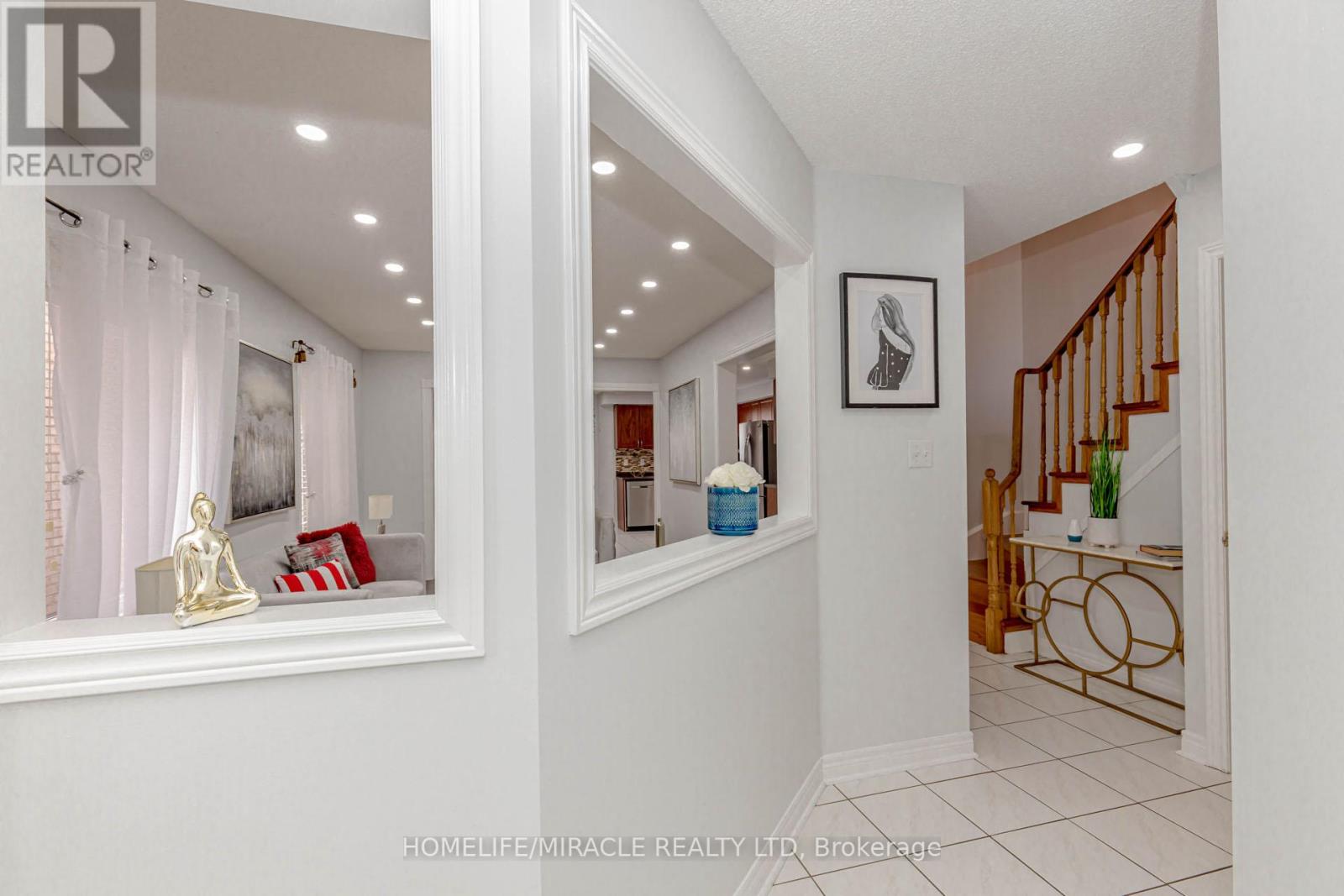41 Sunny Glen Crescent, Brampton (Northwest Sandalwood Parkway), Ontario  L7A 2C7 - Photo 7 - W12212559