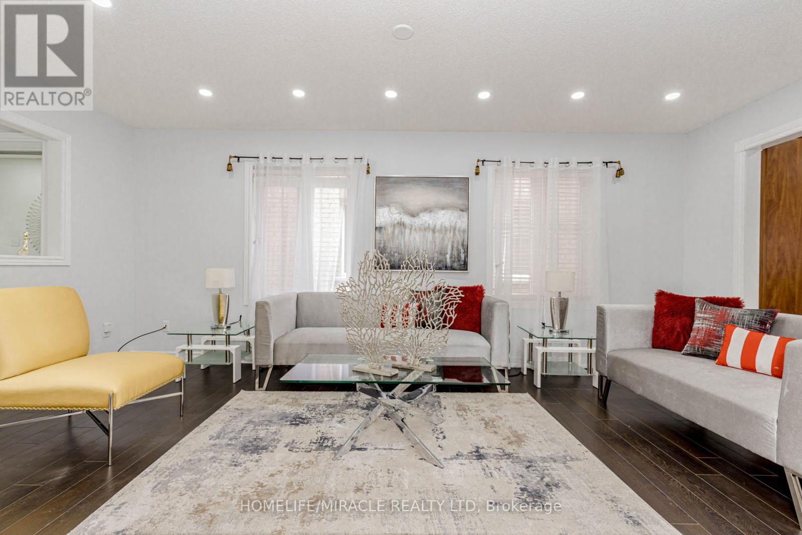 41 Sunny Glen Crescent, Brampton (Northwest Sandalwood Parkway), Ontario  L7A 2C7 - Photo 9 - W12212559