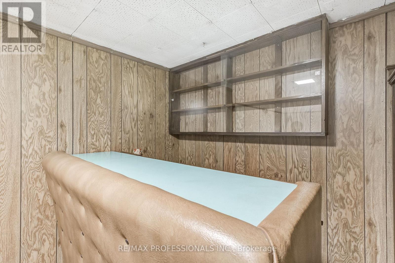 27 Northampton Drive, Toronto (Islington-City Centre West), Ontario  M9B 4S5 - Photo 24 - W12212567