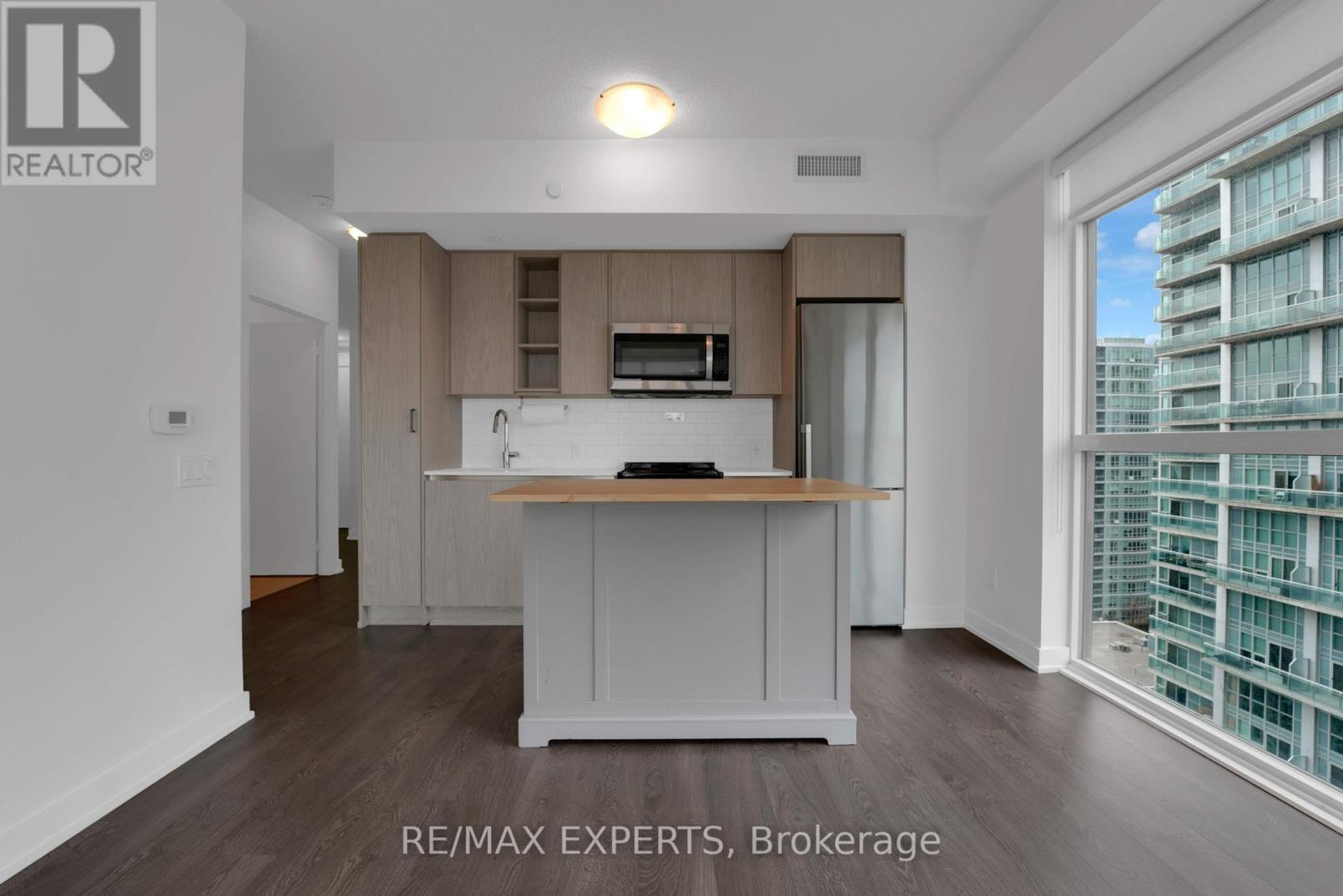 1504 - 251 Manitoba Street, Toronto (Mimico), Ontario  M8Y 0C7 - Photo 15 - W12212568