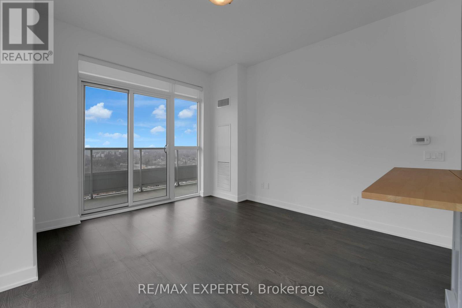 1504 - 251 Manitoba Street, Toronto (Mimico), Ontario  M8Y 0C7 - Photo 16 - W12212568