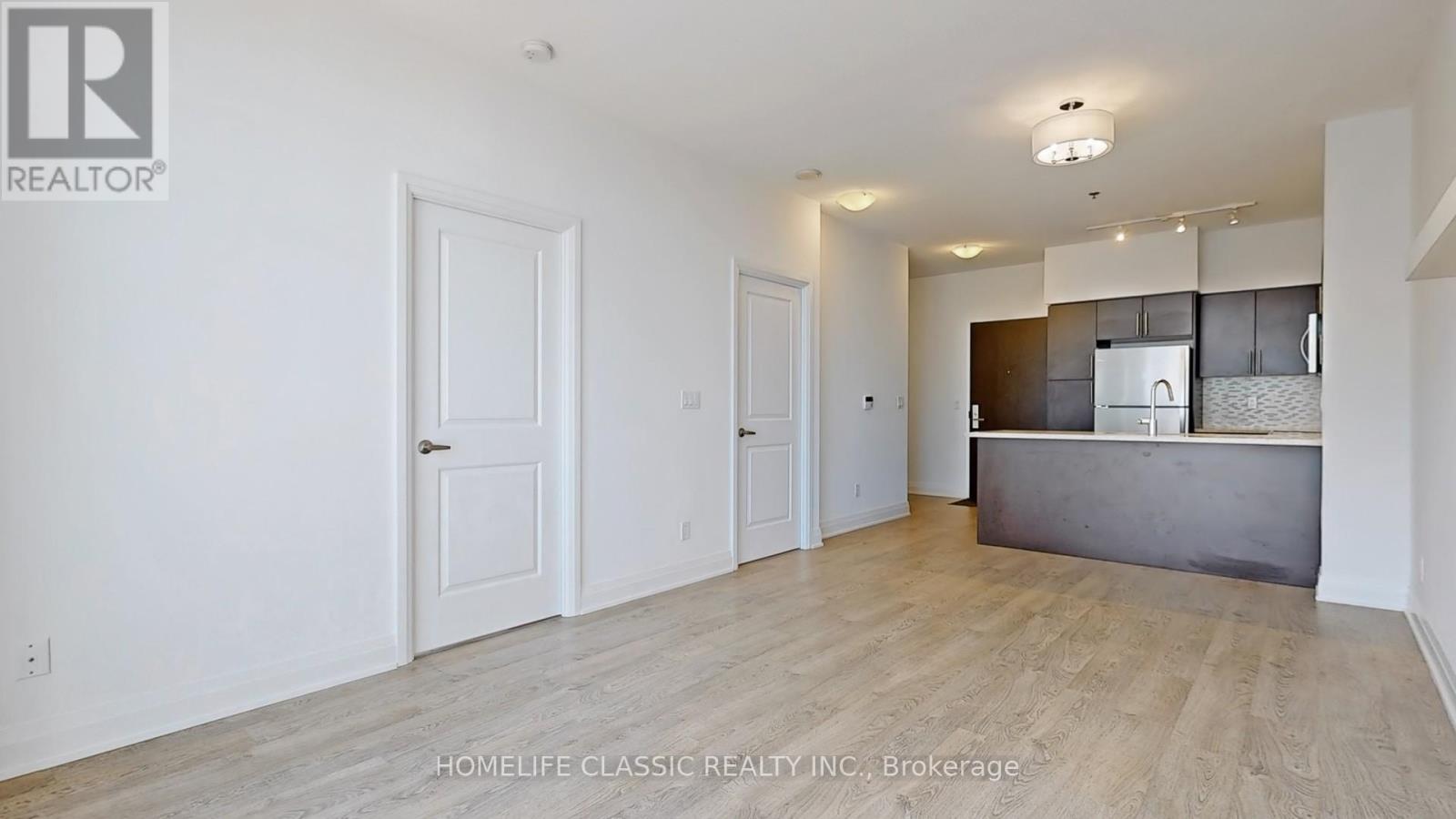 507 - 55 Speers Road, Oakville (Qe Queen Elizabeth), Ontario  L6K 0H9 - Photo 5 - W12212573