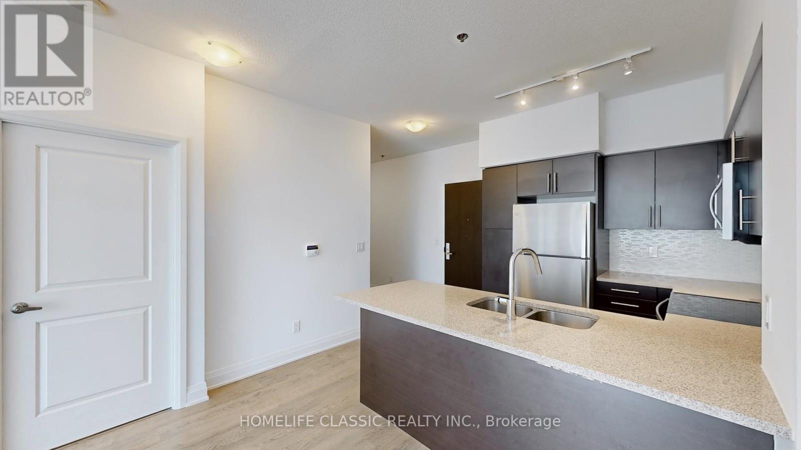 507 - 55 Speers Road, Oakville (Qe Queen Elizabeth), Ontario  L6K 0H9 - Photo 6 - W12212573