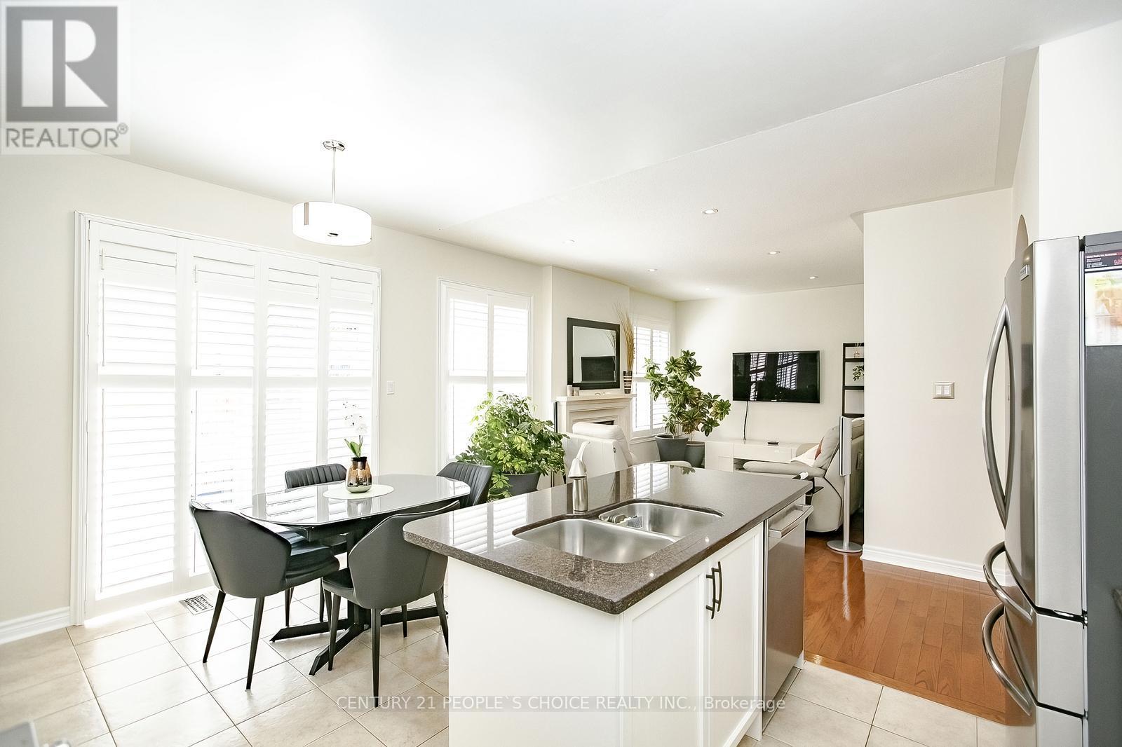 15 Fallharvest Avenue, Brampton (Bram West), Ontario  L6Y 0P2 - Photo 21 - W12212584