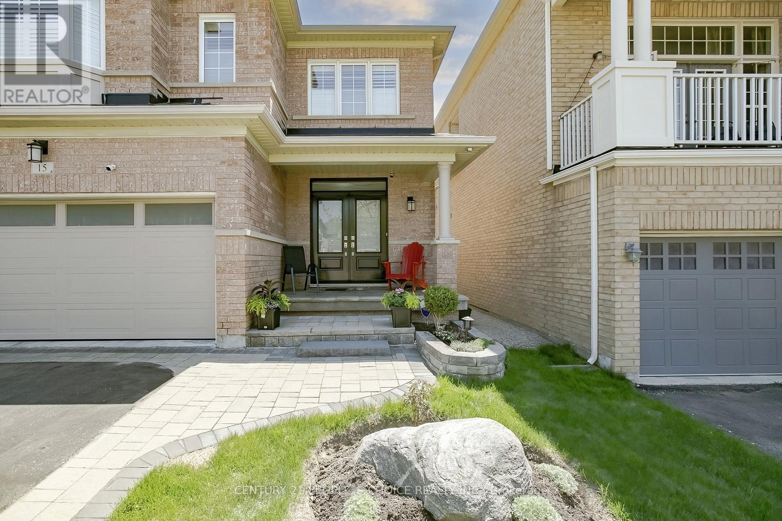 15 Fallharvest Avenue, Brampton (Bram West), Ontario  L6Y 0P2 - Photo 3 - W12212584
