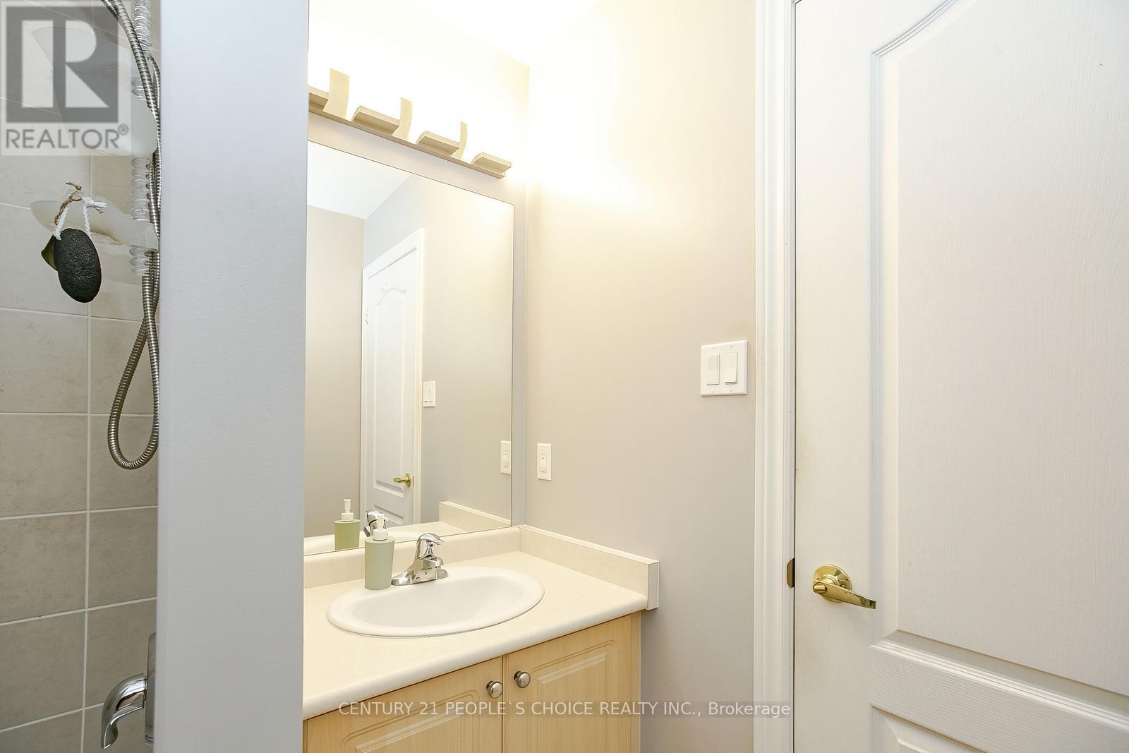 15 Fallharvest Avenue, Brampton (Bram West), Ontario  L6Y 0P2 - Photo 40 - W12212584