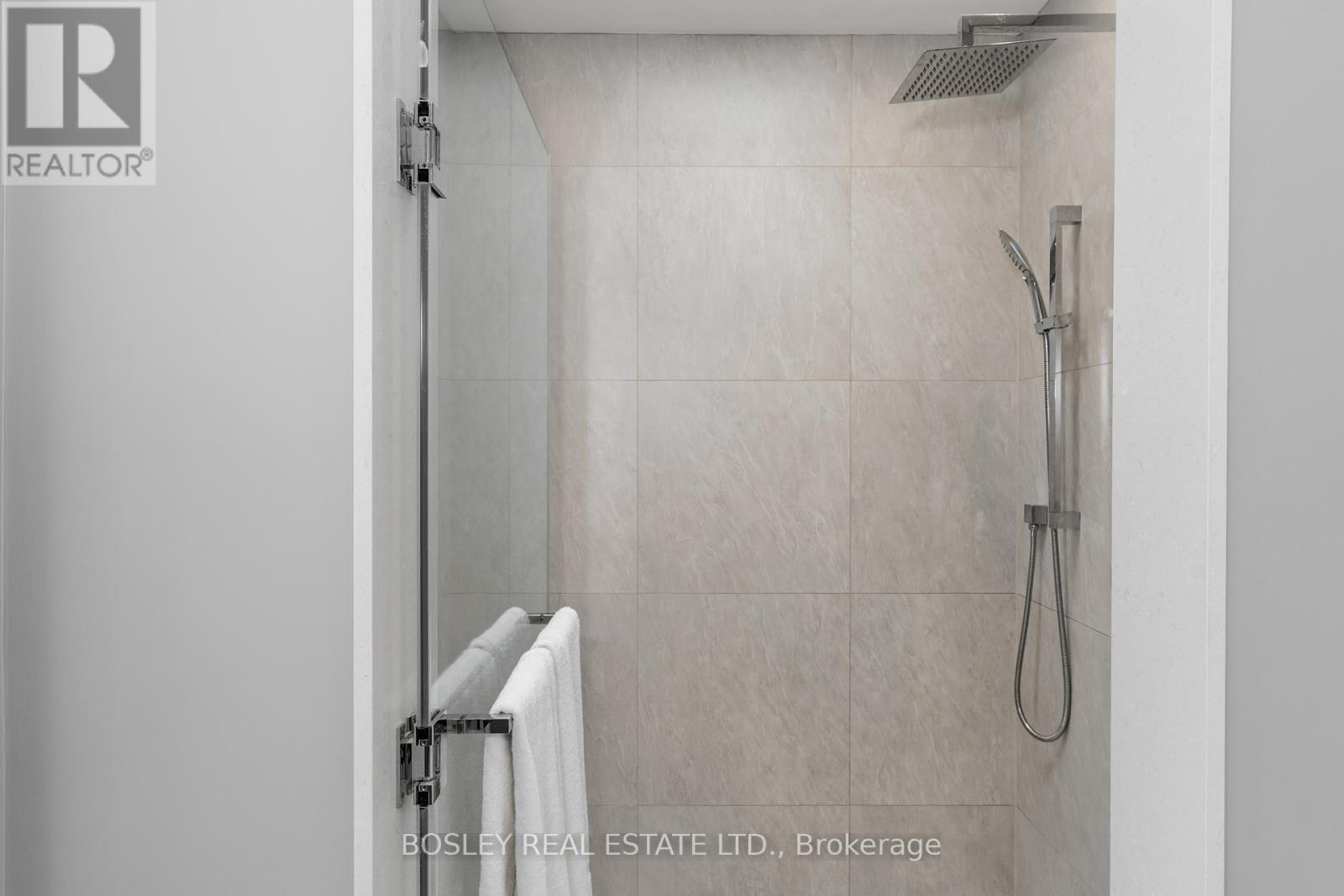 42 Logan Avenue, Toronto, Ontario  M4M 2M8 - Photo 19 - E12210591