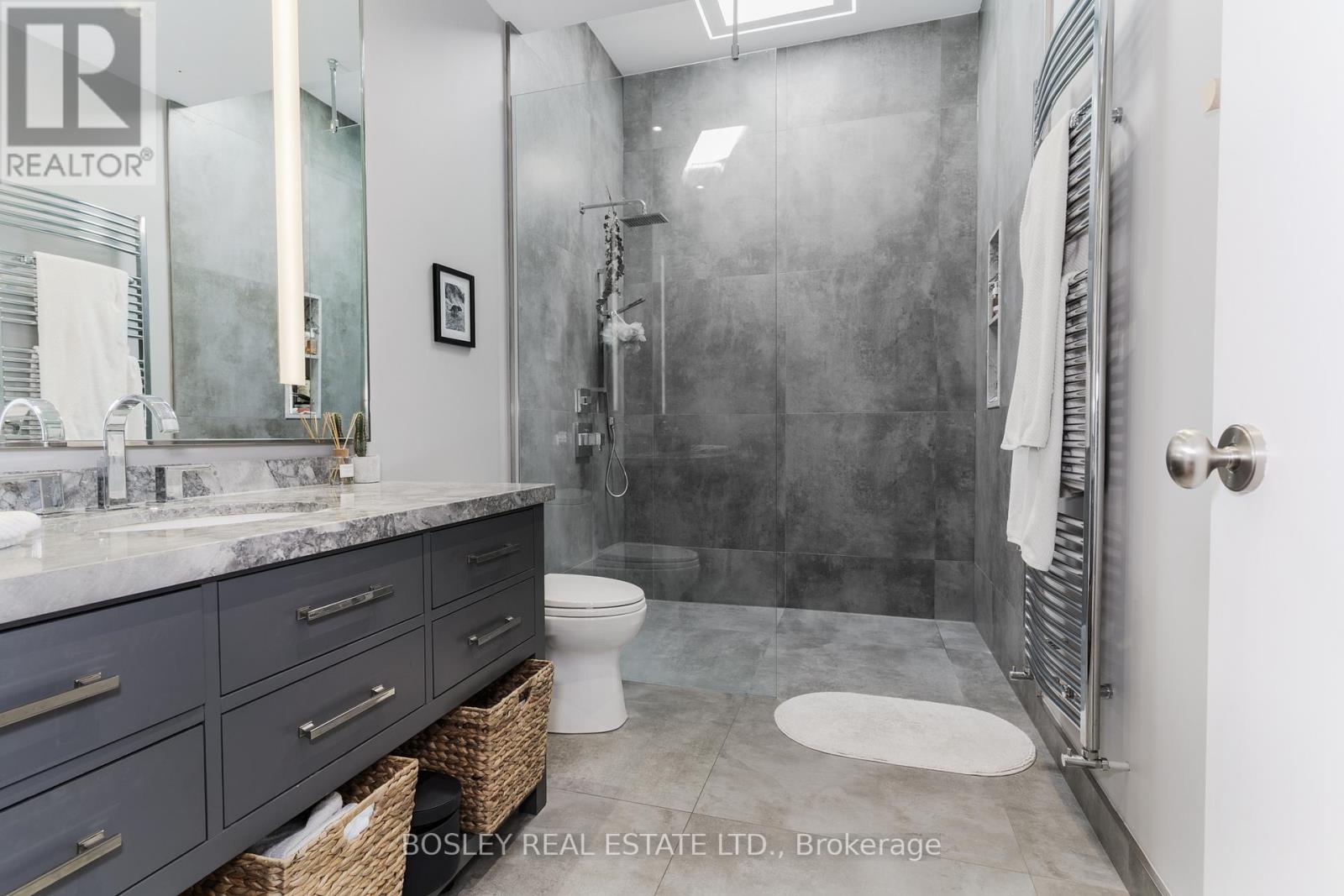 42 Logan Avenue, Toronto, Ontario  M4M 2M8 - Photo 35 - E12210591