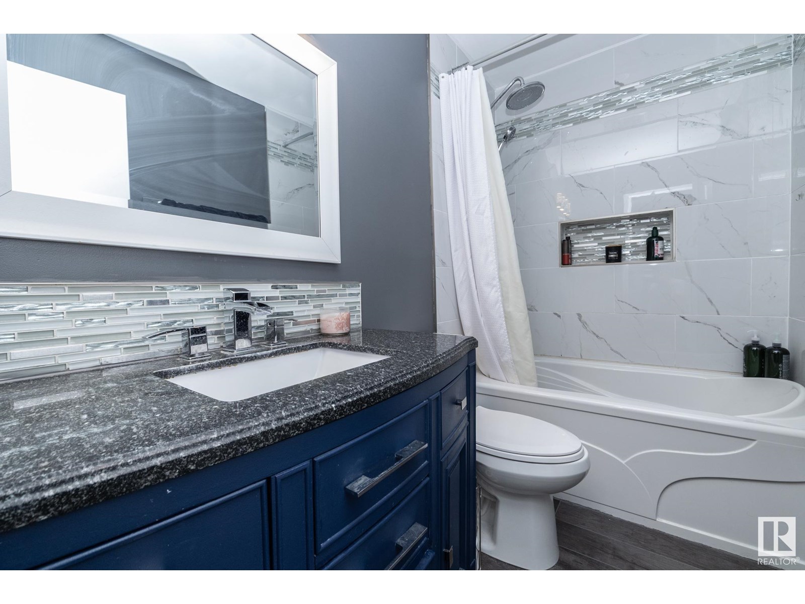 2923 109 St Nw Nw, Edmonton, Alberta  T6J 4N6 - Photo 19 - E4441666