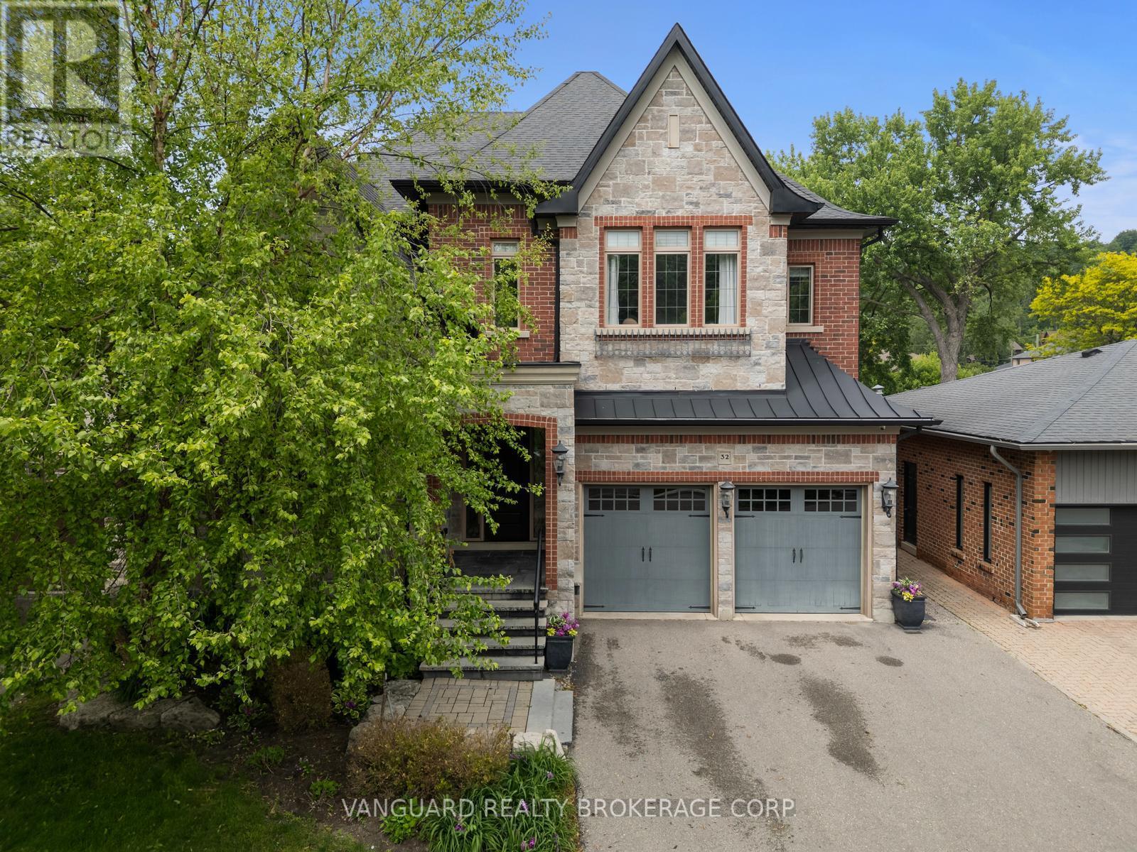 32 Birch Hill Road, Vaughan (East Woodbridge), Ontario  L4L 1J2 - Photo 2 - N12199589