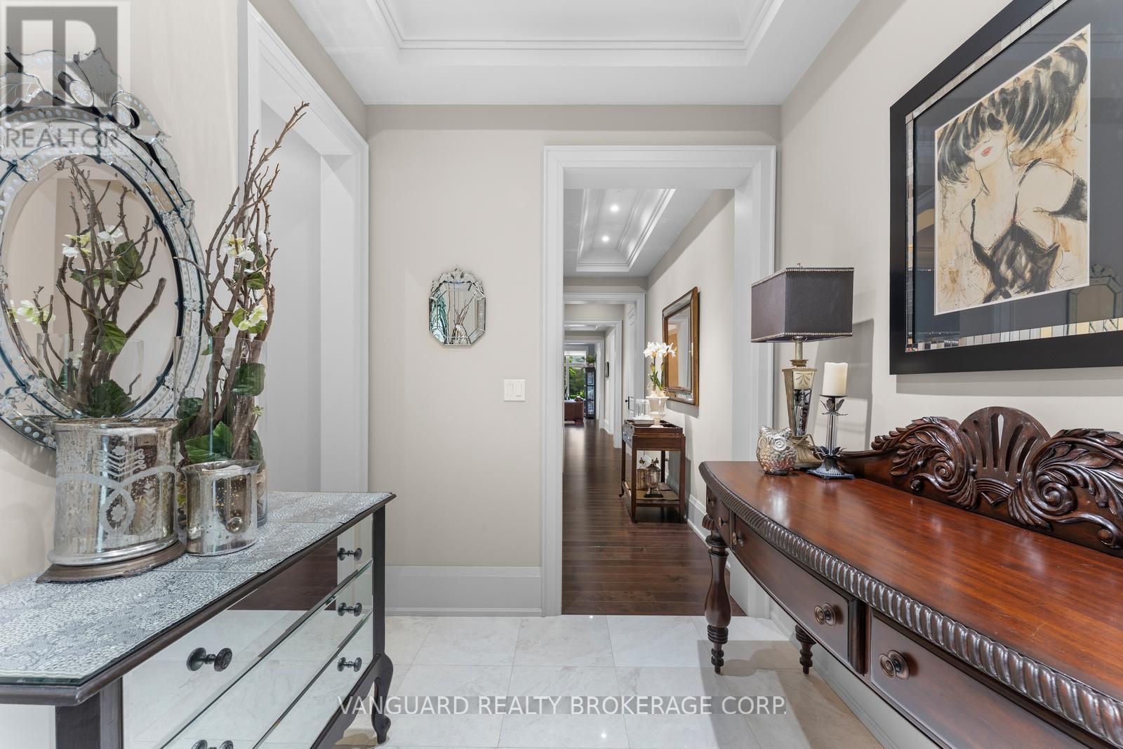 32 Birch Hill Road, Vaughan (East Woodbridge), Ontario  L4L 1J2 - Photo 7 - N12199589