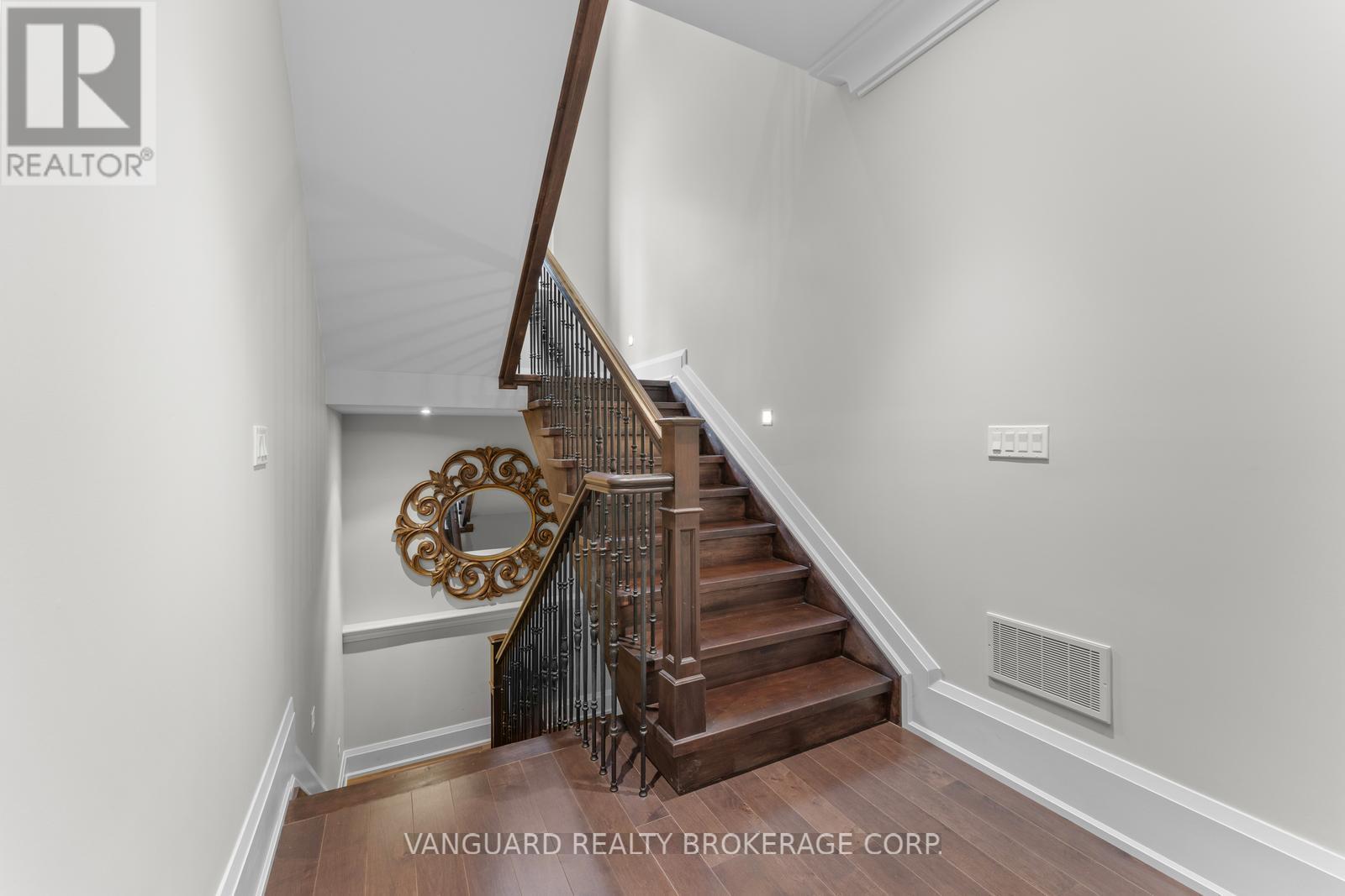 32 Birch Hill Road, Vaughan (East Woodbridge), Ontario  L4L 1J2 - Photo 27 - N12199589