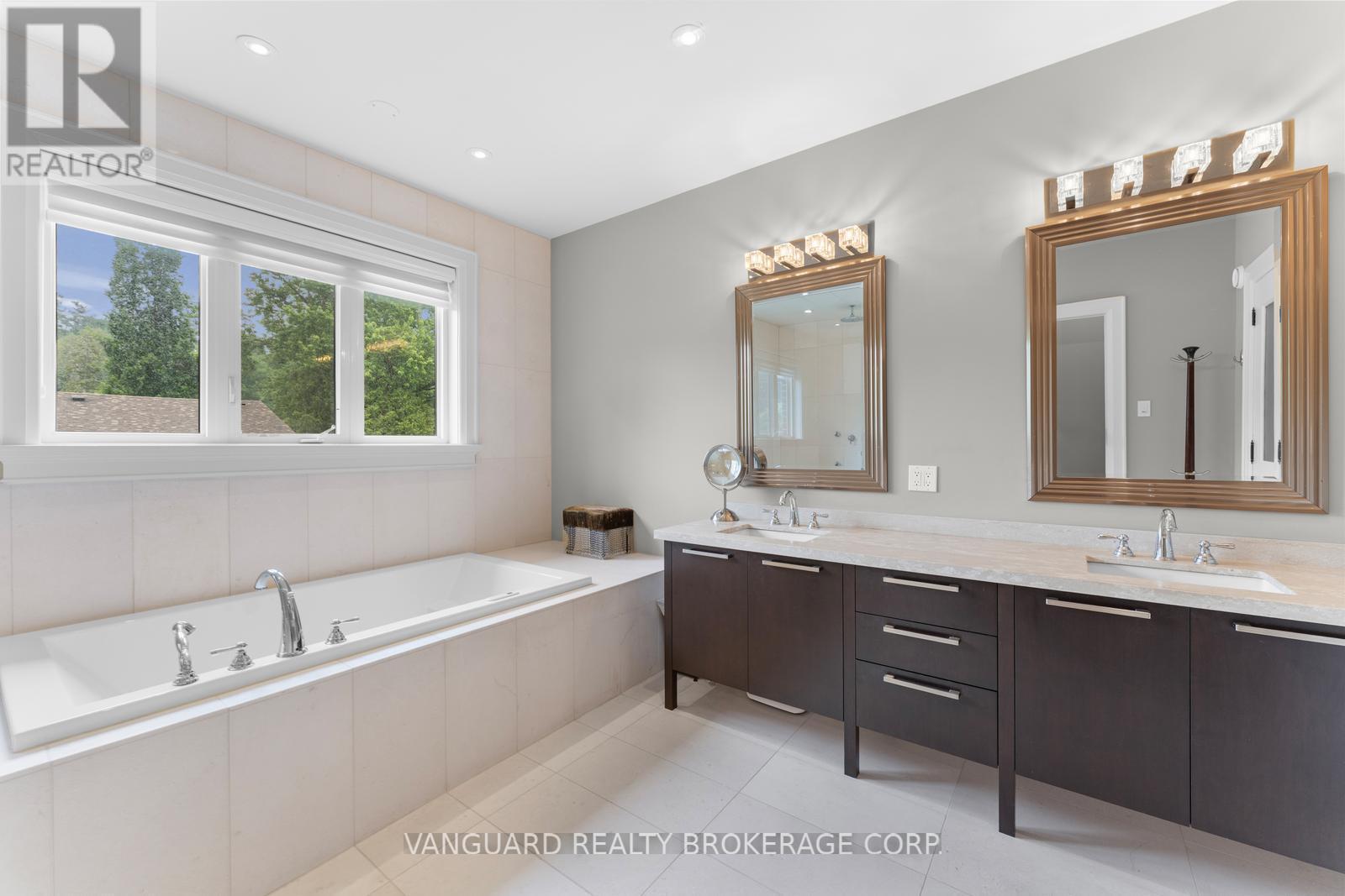 32 Birch Hill Road, Vaughan (East Woodbridge), Ontario  L4L 1J2 - Photo 31 - N12199589