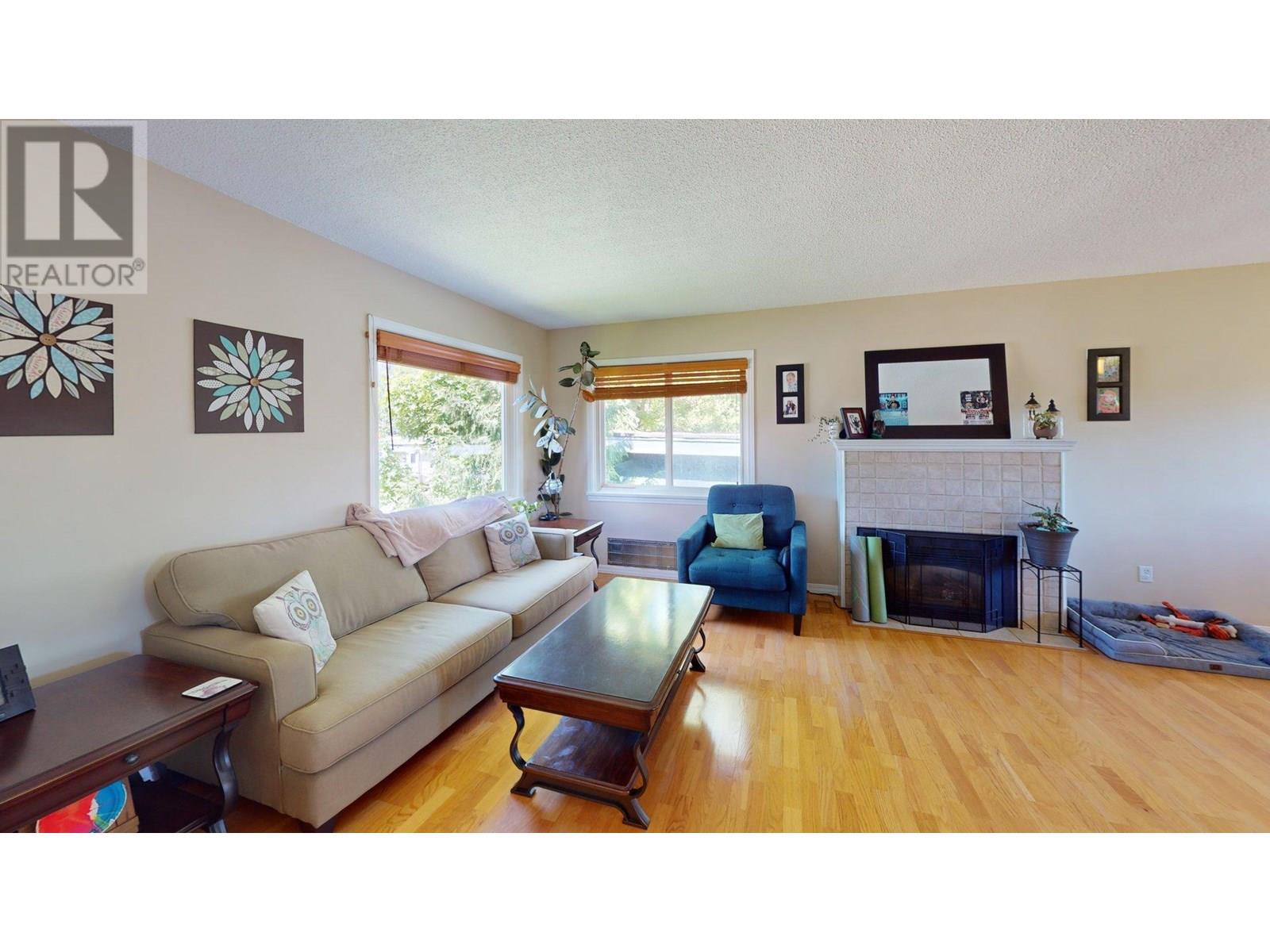 2124 Butte Street, Rossland, British Columbia  V0G 1Y0 - Photo 4 - 10350365