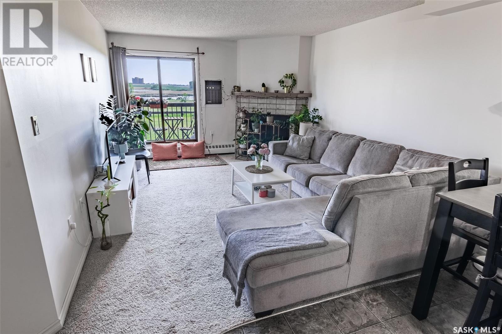 113 3420 Park Street, Regina, Saskatchewan  S4V 2M9 - Photo 2 - SK009028
