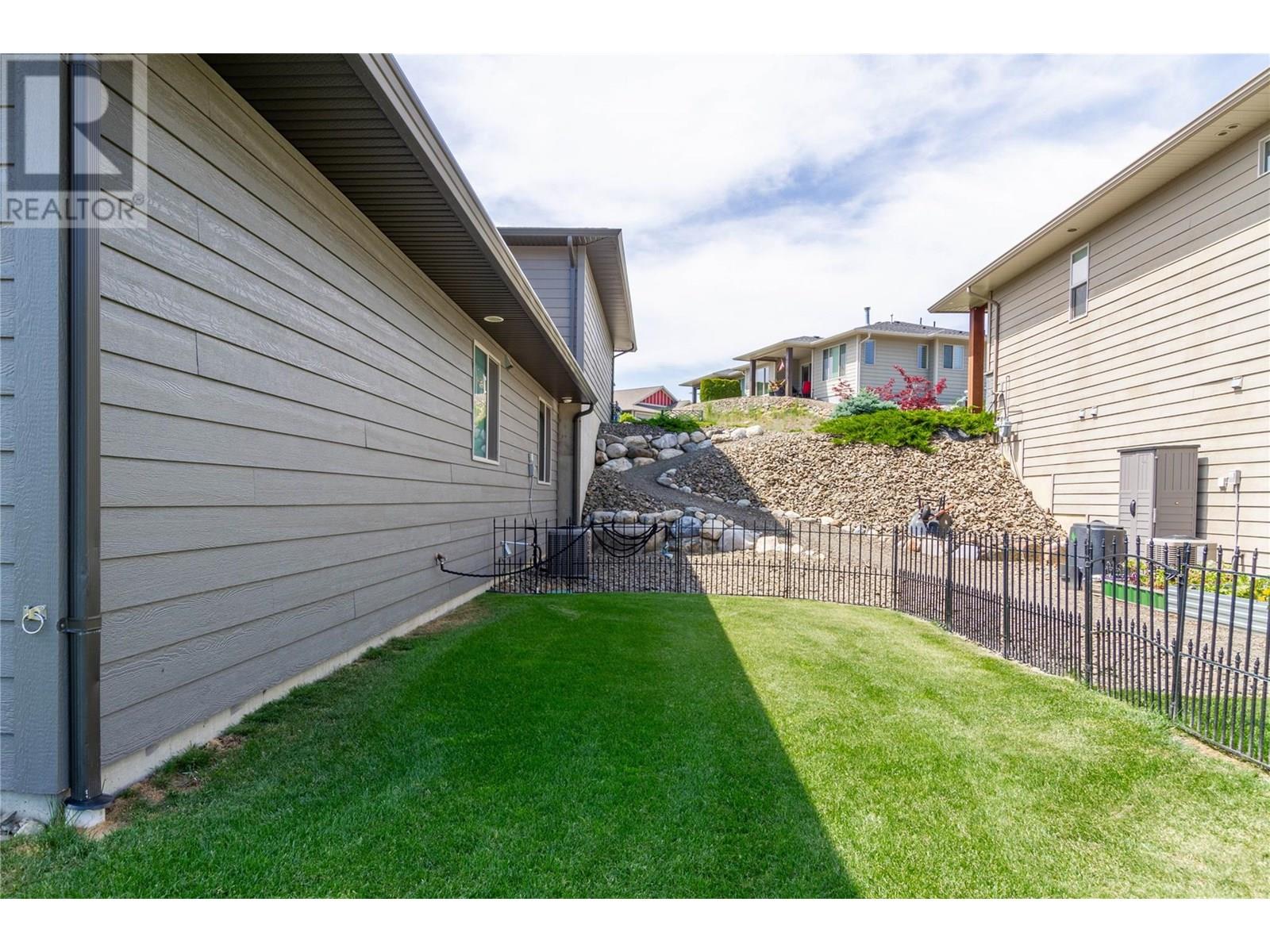 1404 Copper Mountain Court Unit# 27, Vernon, British Columbia  V1B 3Y7 - Photo 38 - 10335502