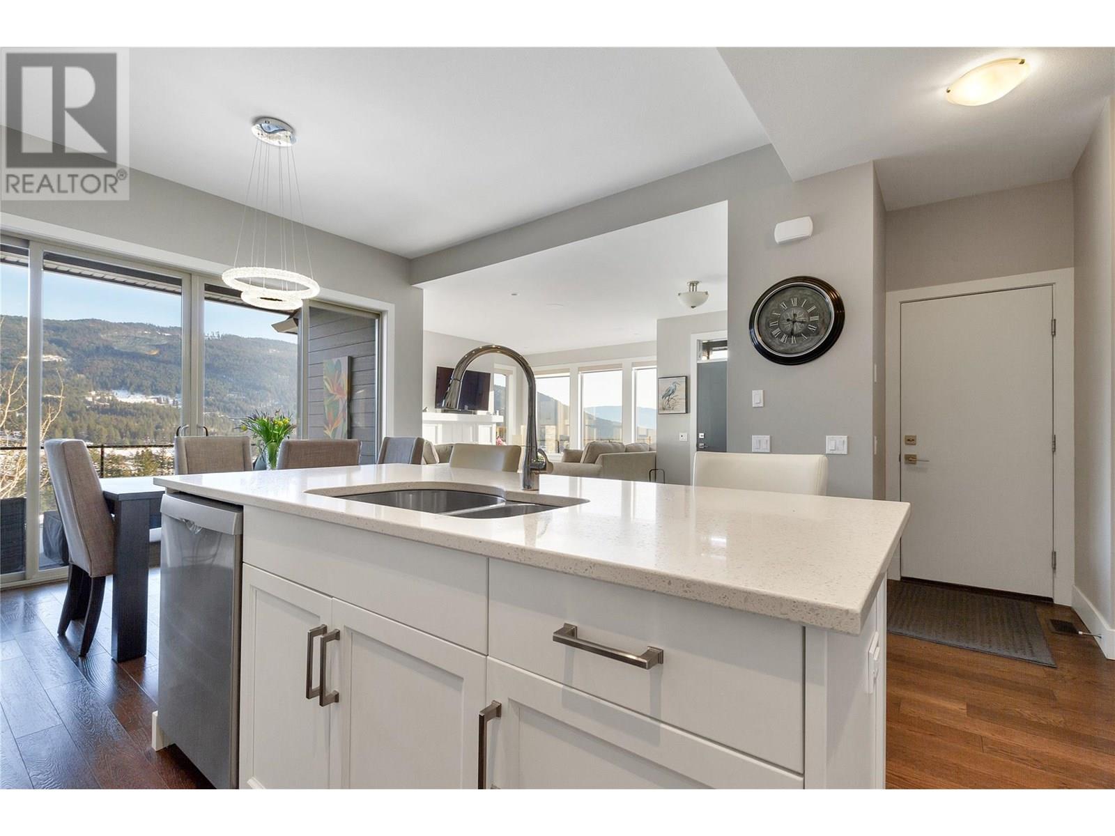 1404 Copper Mountain Court Unit# 27, Vernon, British Columbia  V1B 3Y7 - Photo 6 - 10335502