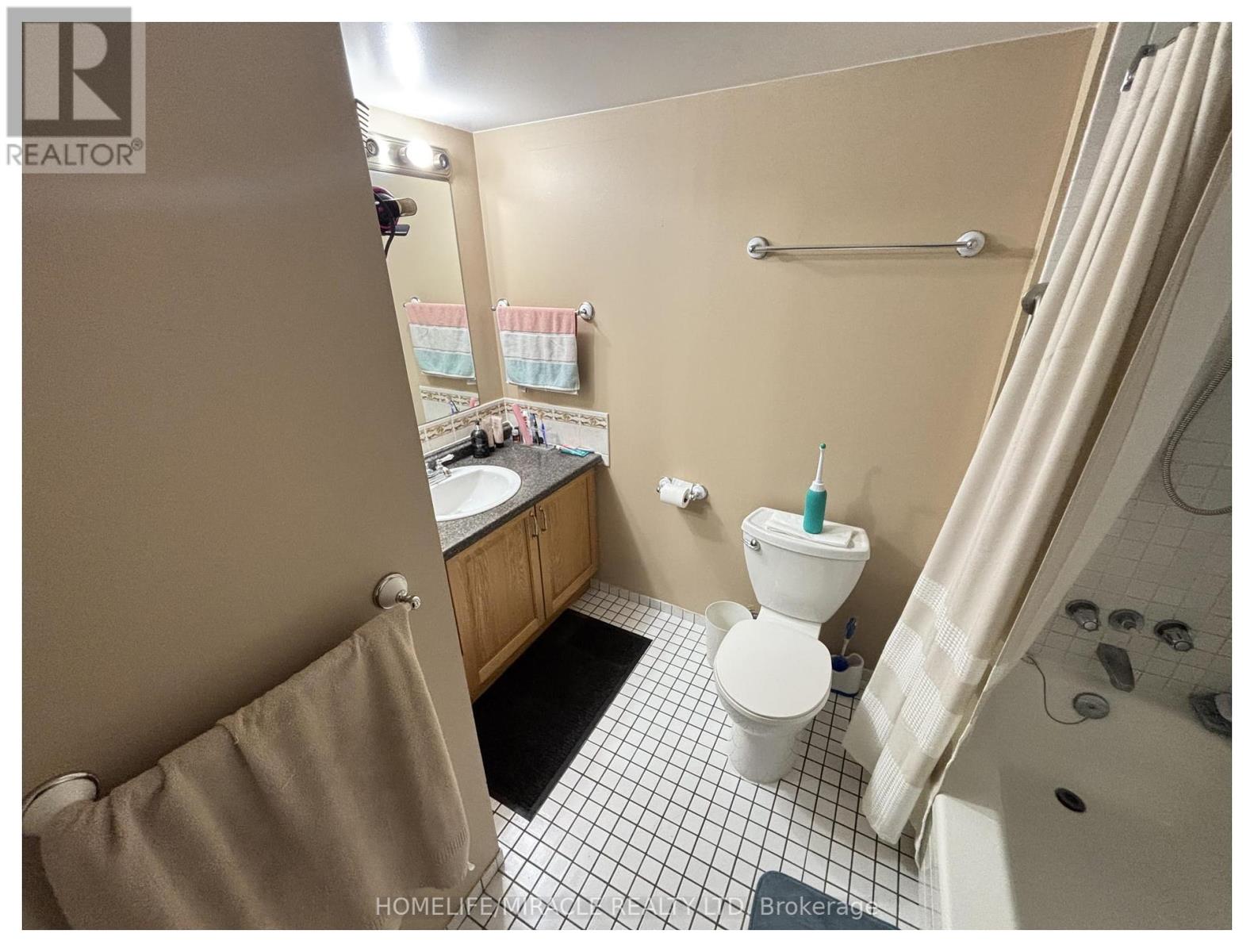 1409 - 2760 Carousel Crescent, Ottawa, Ontario  K1T 2N4 - Photo 32 - X12212361