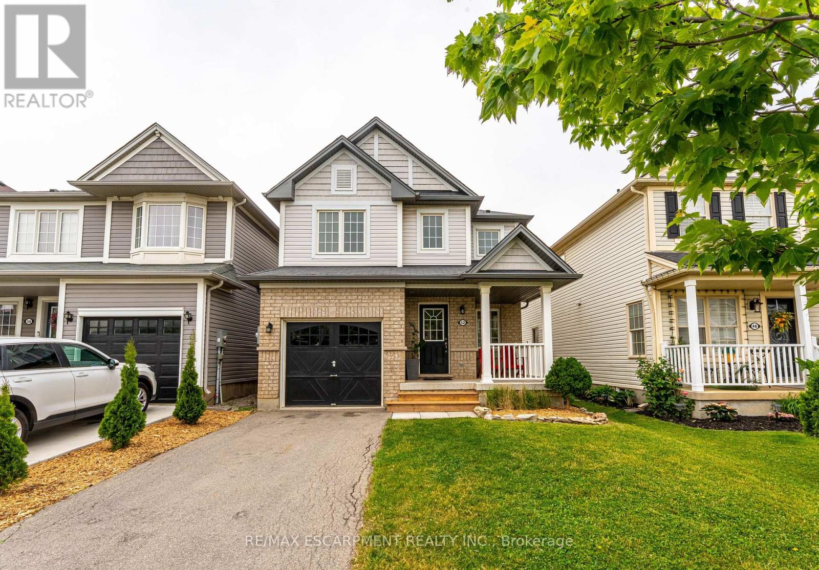 52 Whitwell Way, Hamilton (Binbrook), Ontario  L0R 1C0 - Photo 2 - X12212374
