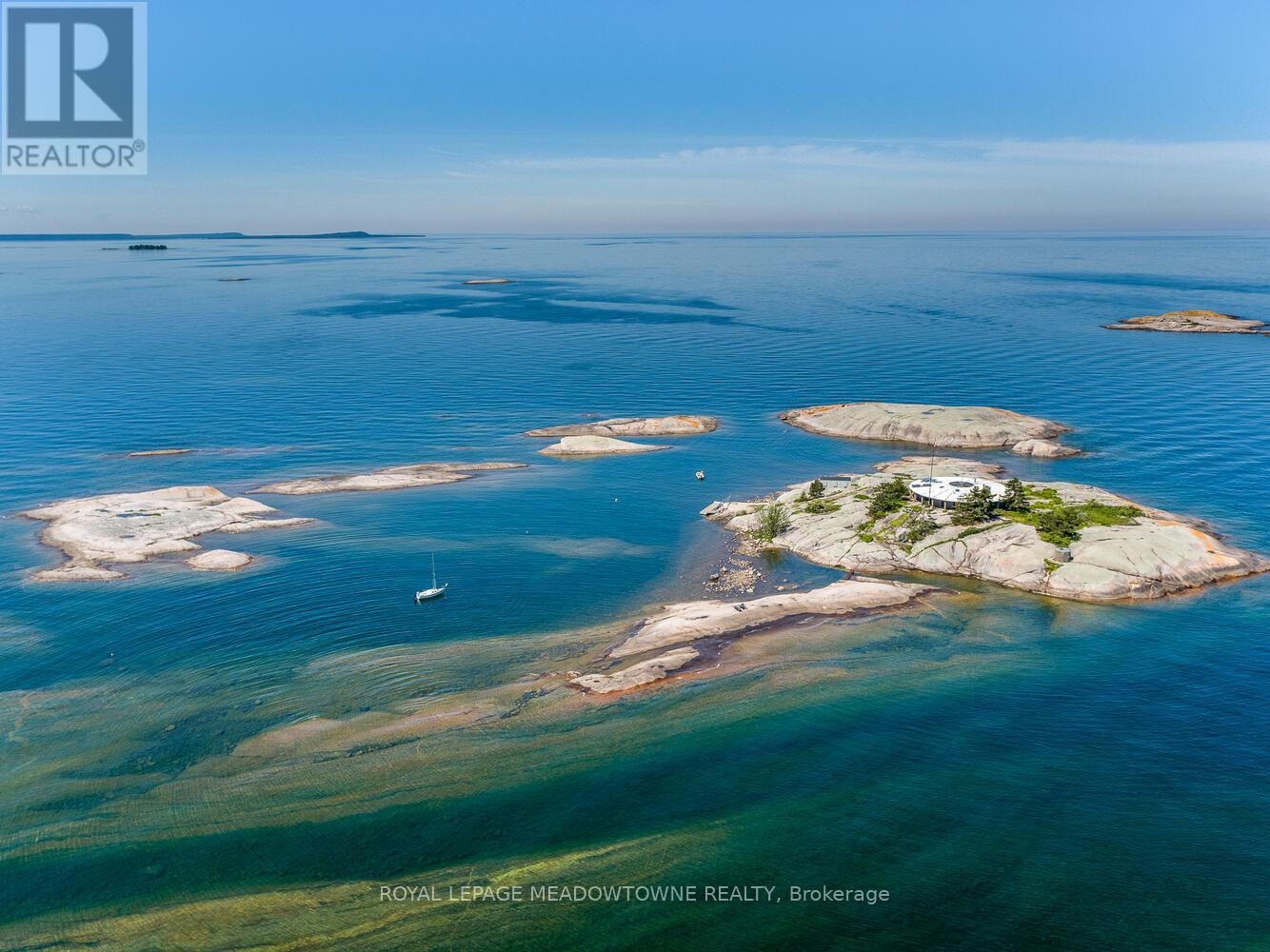 2 3700 THE TABLE ROCK ISLANDS, Georgian Bay, Ontario