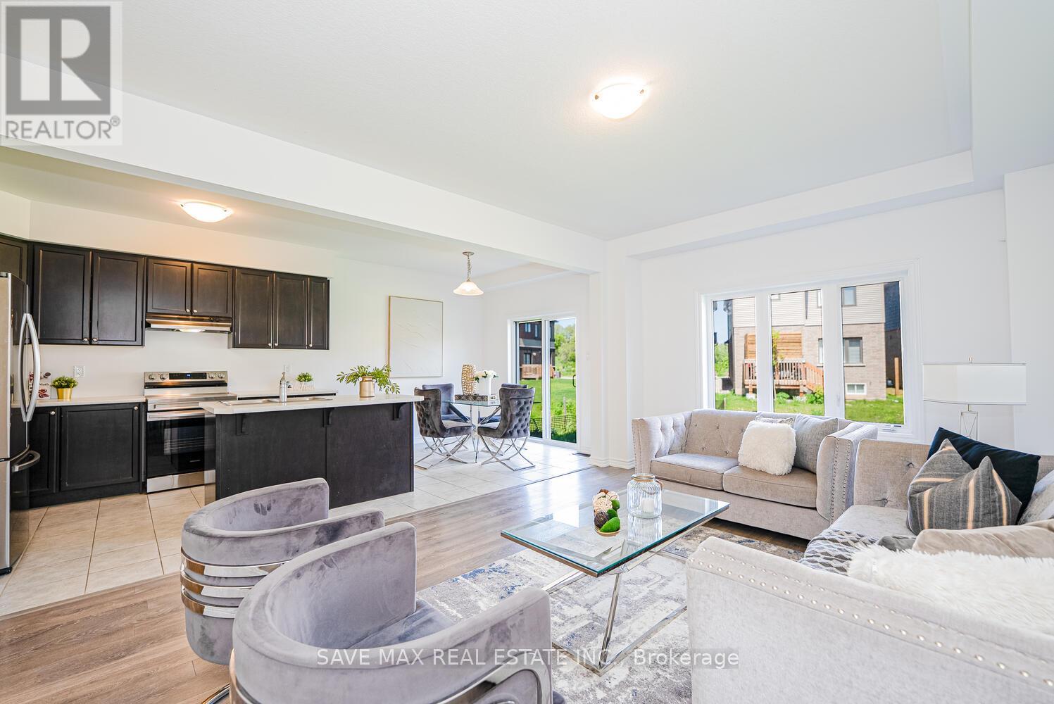 4 Tarrison Street S, Brantford, Ontario  N3V 0B1 - Photo 8 - X12212416