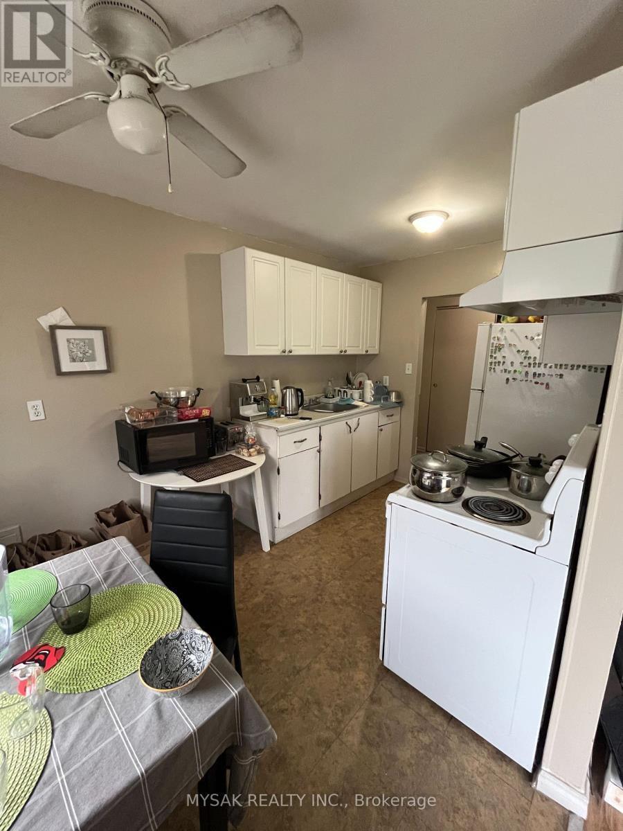 497 Victoria Road N, Guelph (Victoria North), Ontario  N1E 5K1 - Photo 12 - X12212431