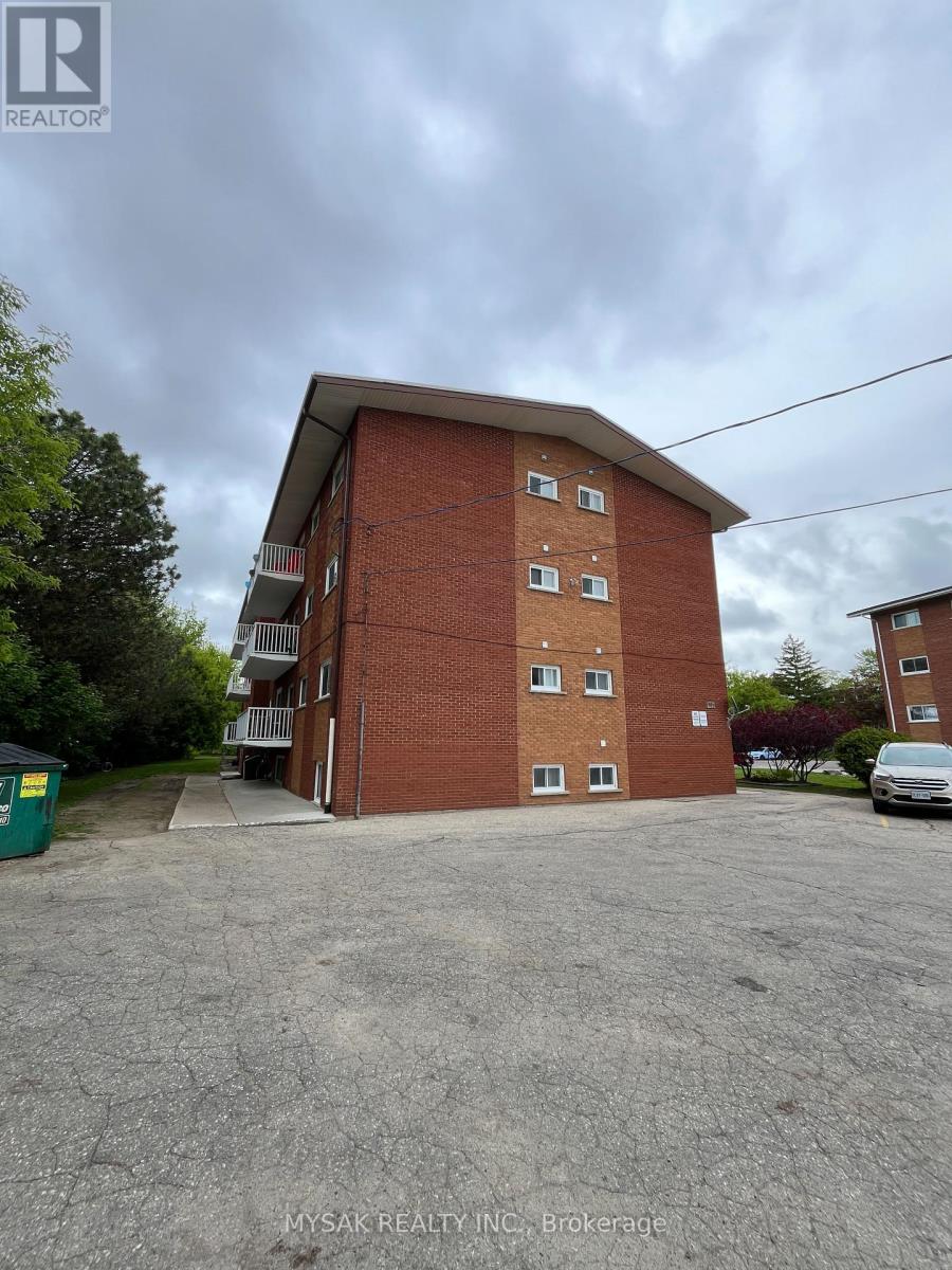 497 Victoria Road N, Guelph (Victoria North), Ontario  N1E 5K1 - Photo 5 - X12212431