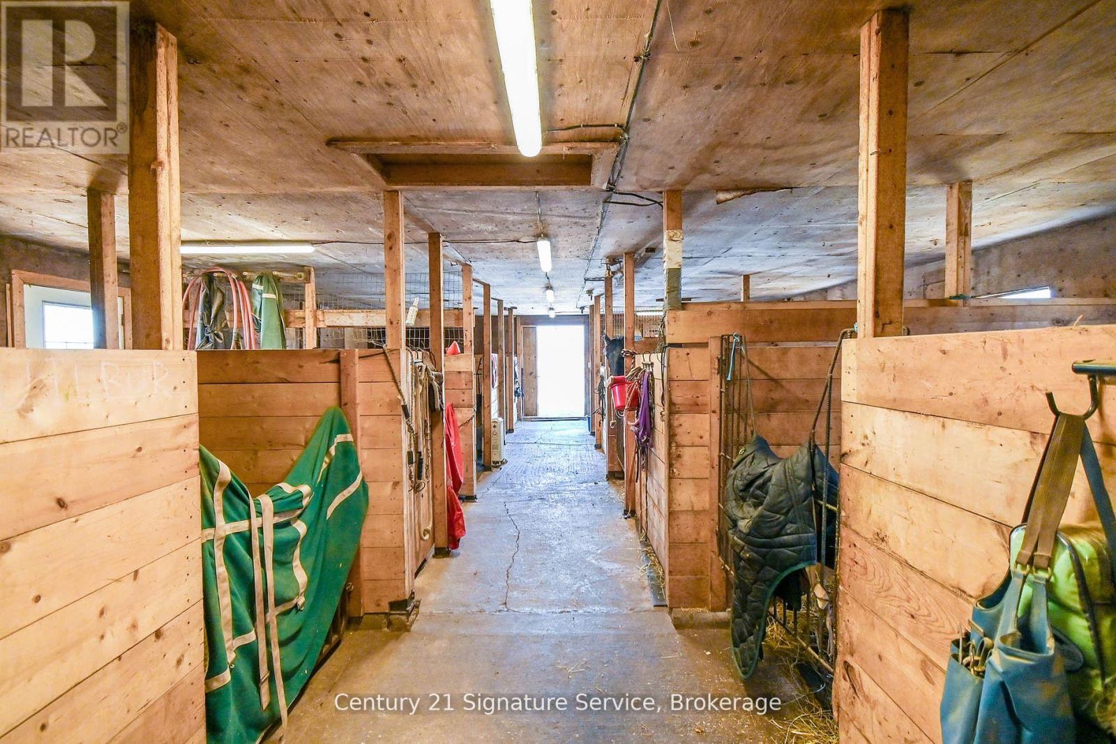 752 Empire Road, Port Colborne (Sherkston), Ontario  L0S 1R0 - Photo 22 - X12212470
