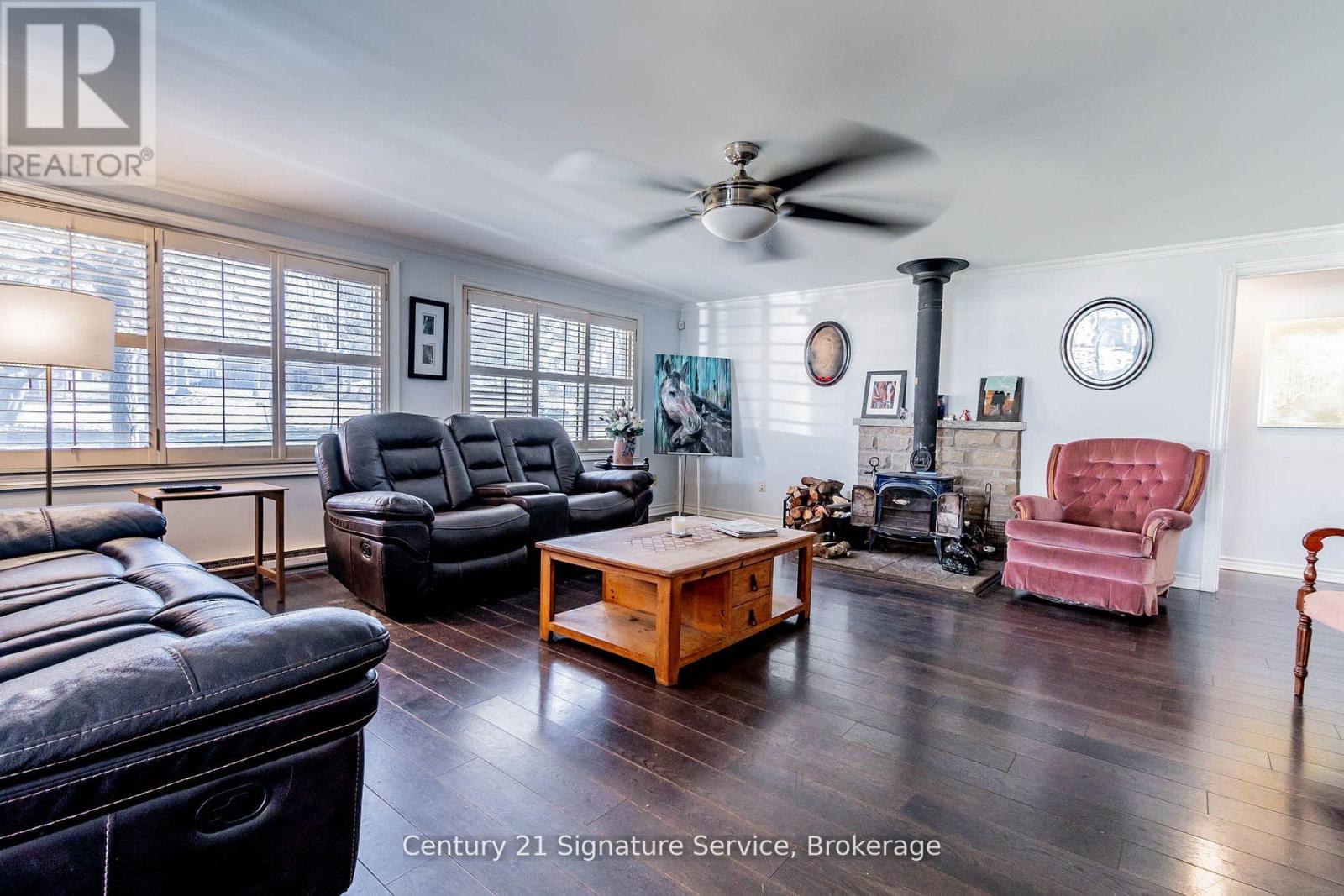 752 Empire Road, Port Colborne (Sherkston), Ontario  L0S 1R0 - Photo 6 - X12212470