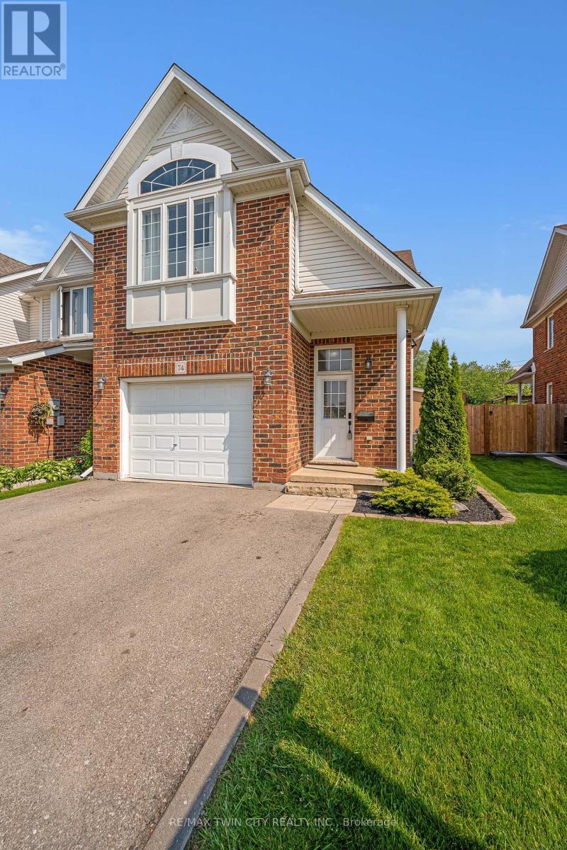 74 Colton Circle, Kitchener, Ontario  N2A 4K4 - Photo 3 - X12212527