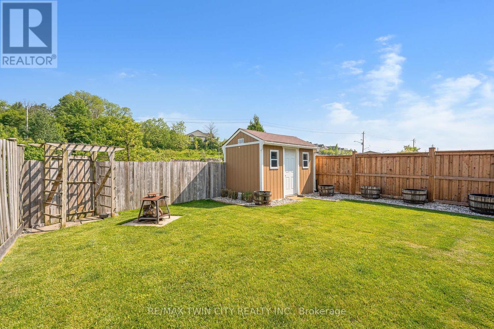 74 Colton Circle, Kitchener, Ontario  N2A 4K4 - Photo 40 - X12212527