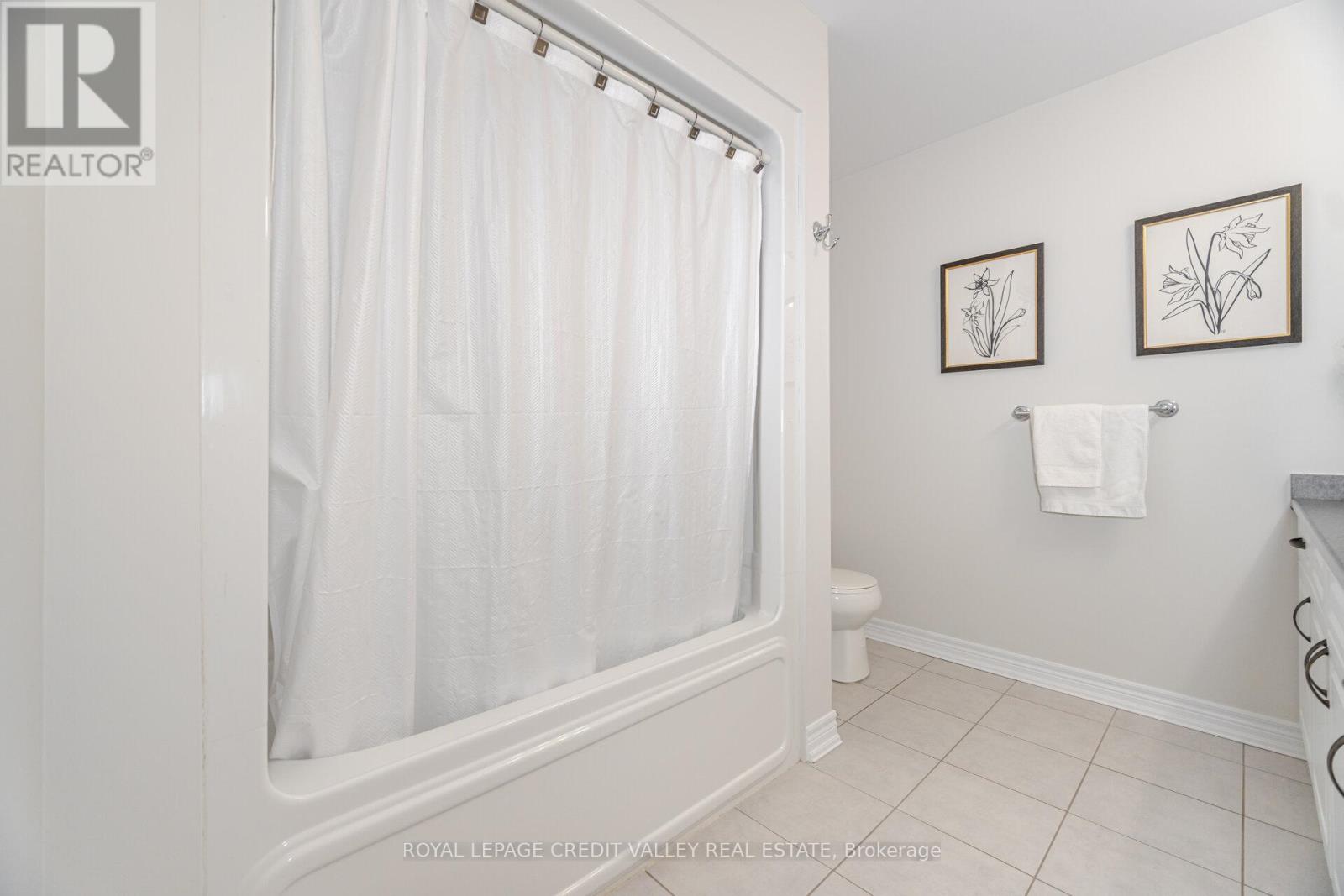 152 Preston Drive, Orangeville, Ontario  L9W 0C9 - Photo 21 - W12208270