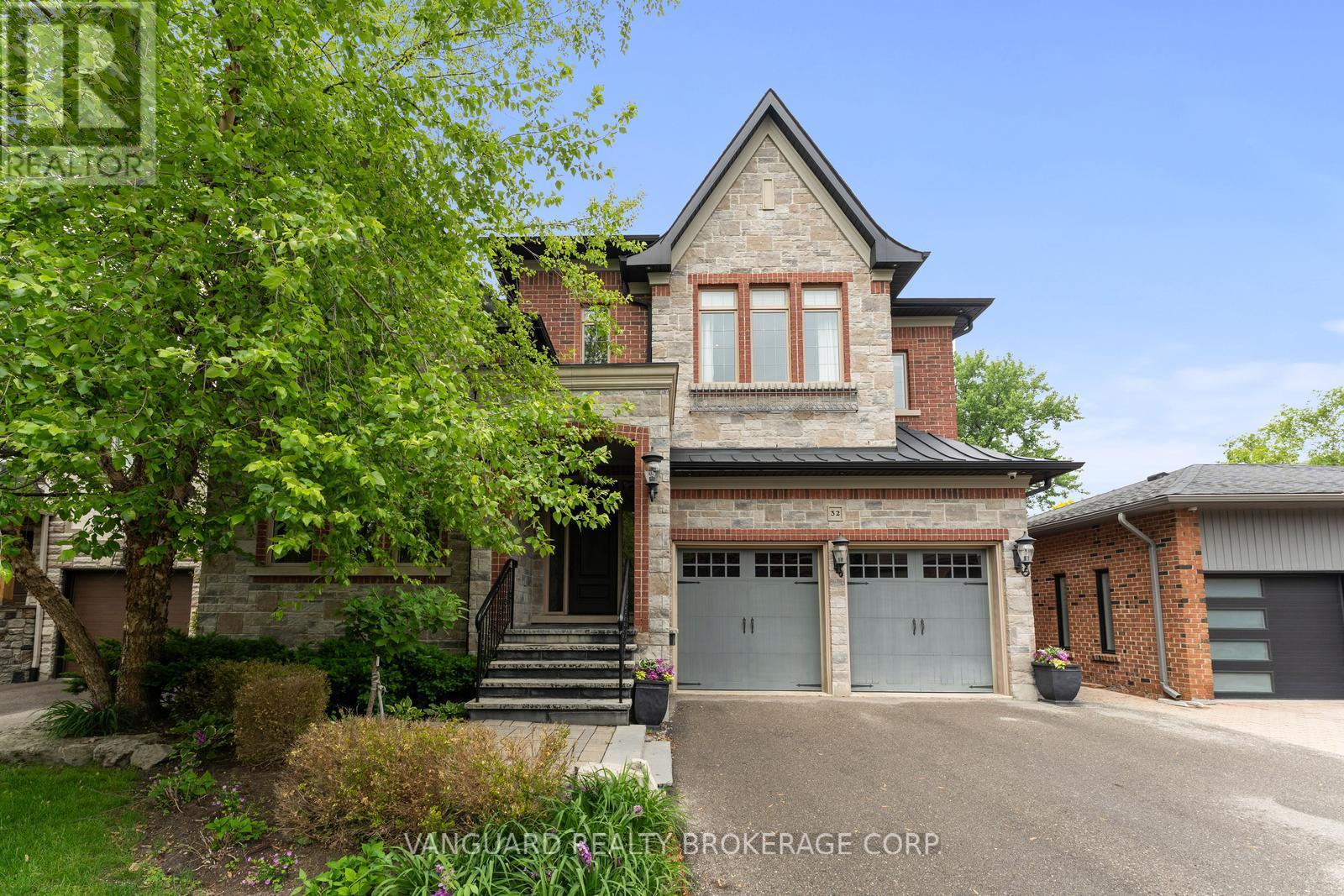 32 Birch Hill Road, Vaughan (East Woodbridge), Ontario  L4L 1J2 - Photo 4 - N12199589