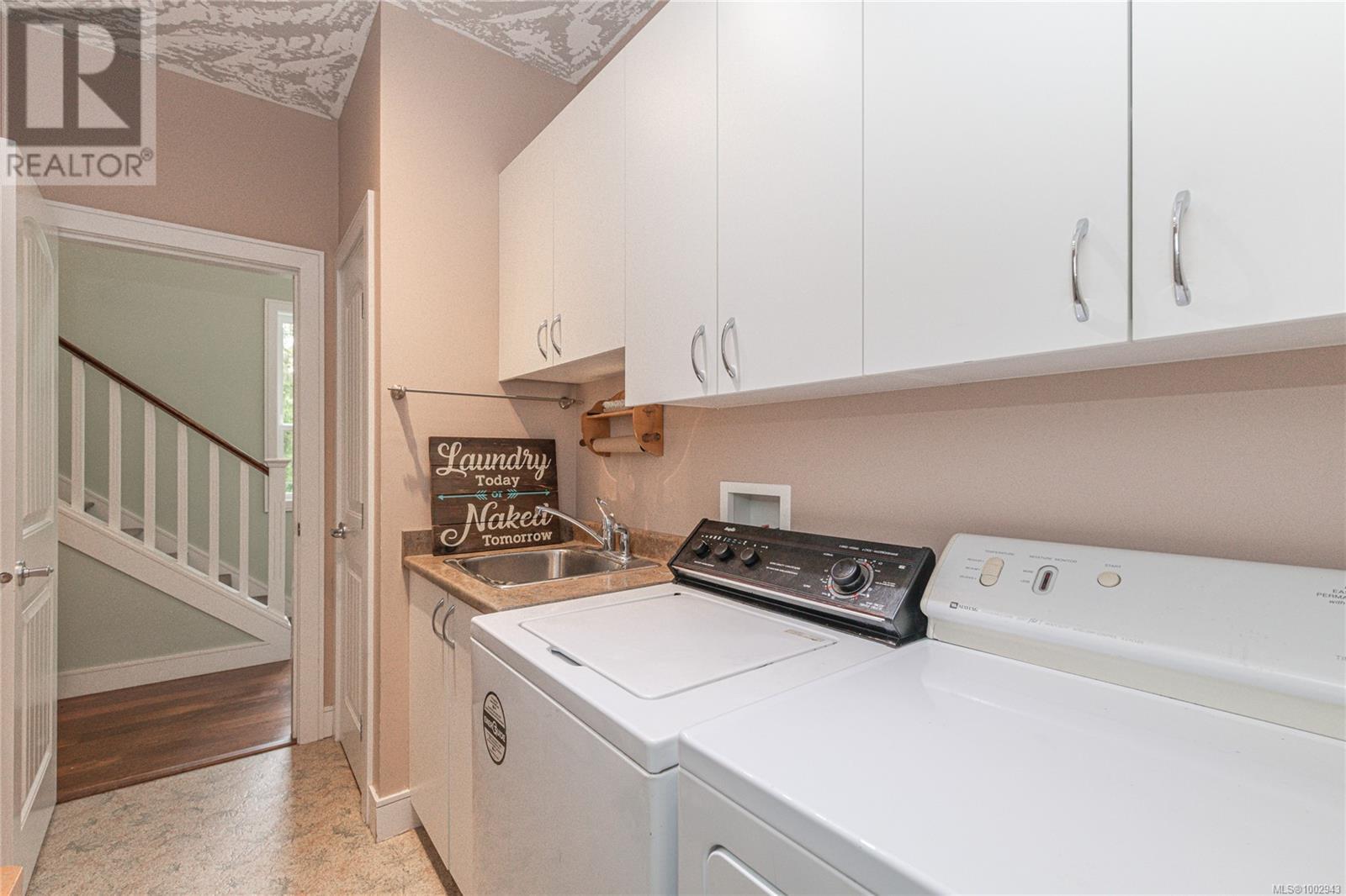 Property at 2658 Courtney Way image 2