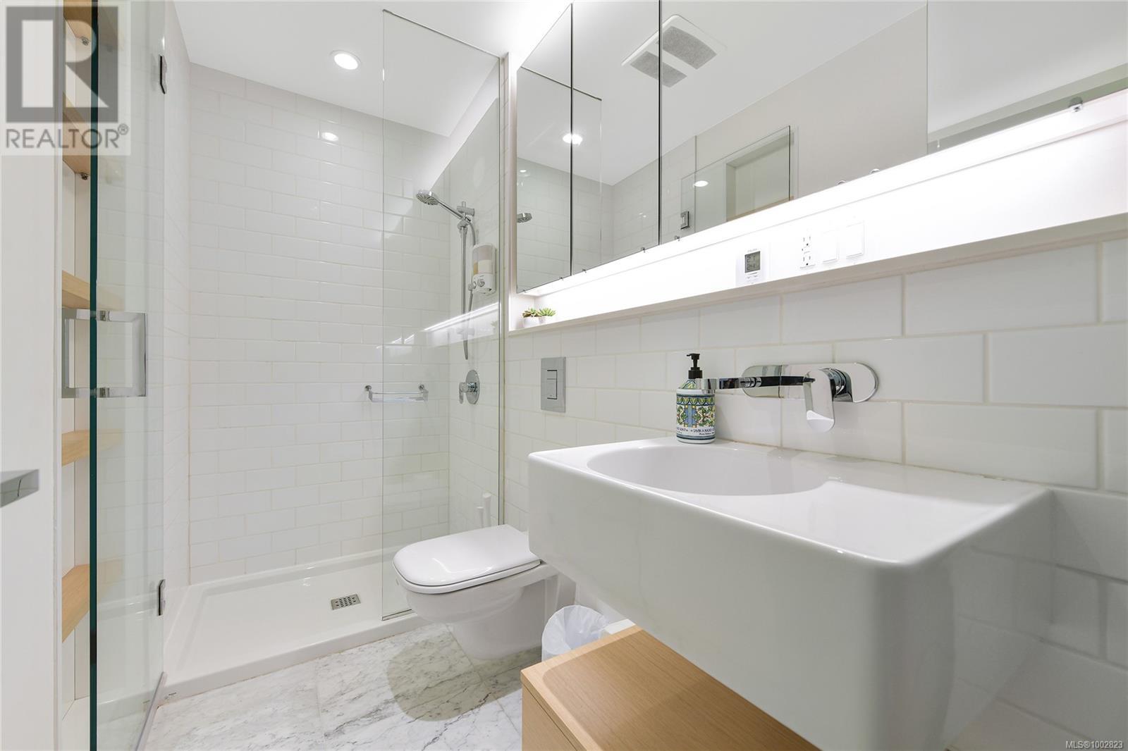 216 456 Pandora Ave, Victoria, British Columbia  V8W 0E3 - Photo 12 - 1002823