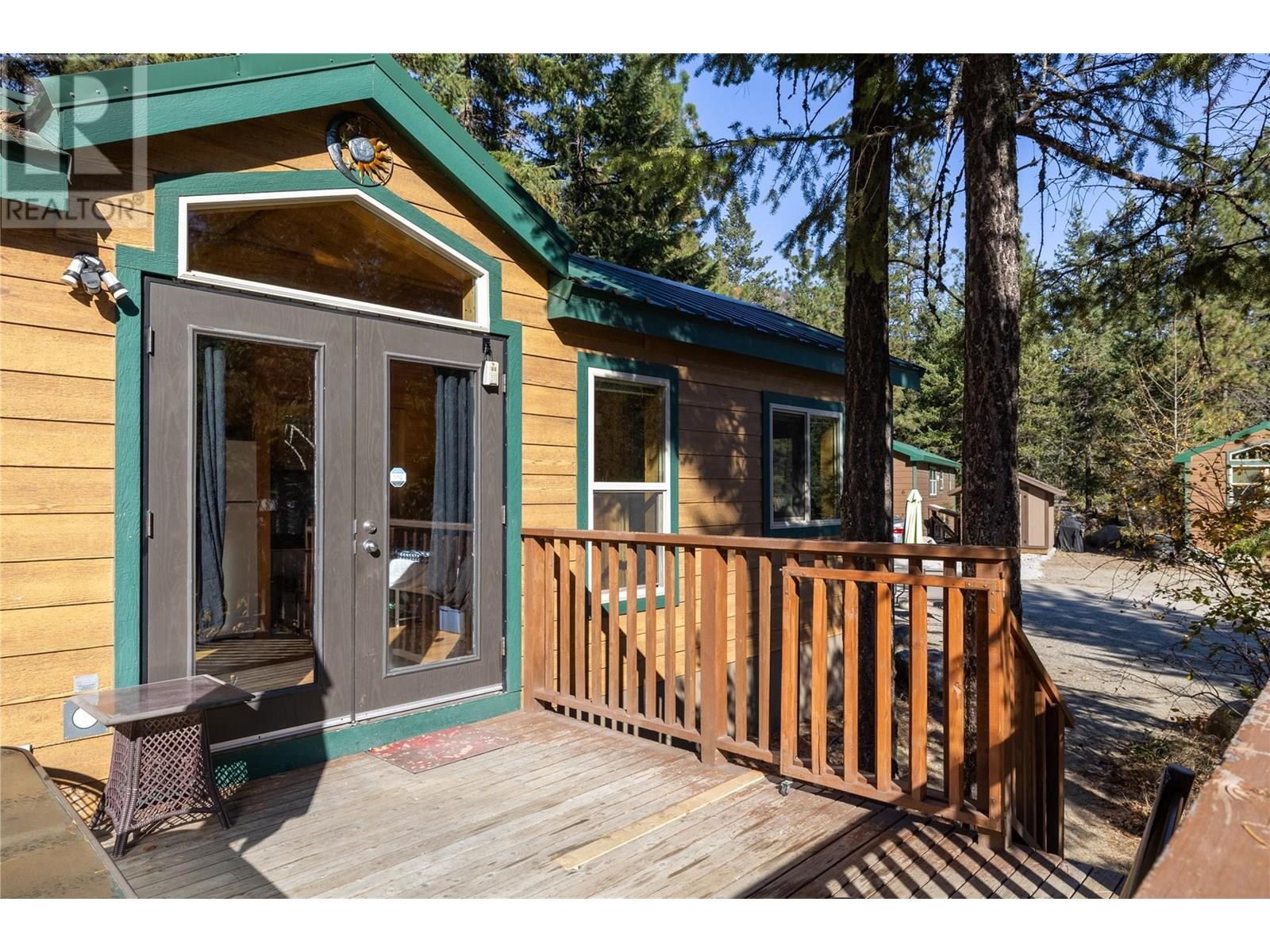 4835 Paradise Valley Drive Unit# 17, Peachland, British Columbia