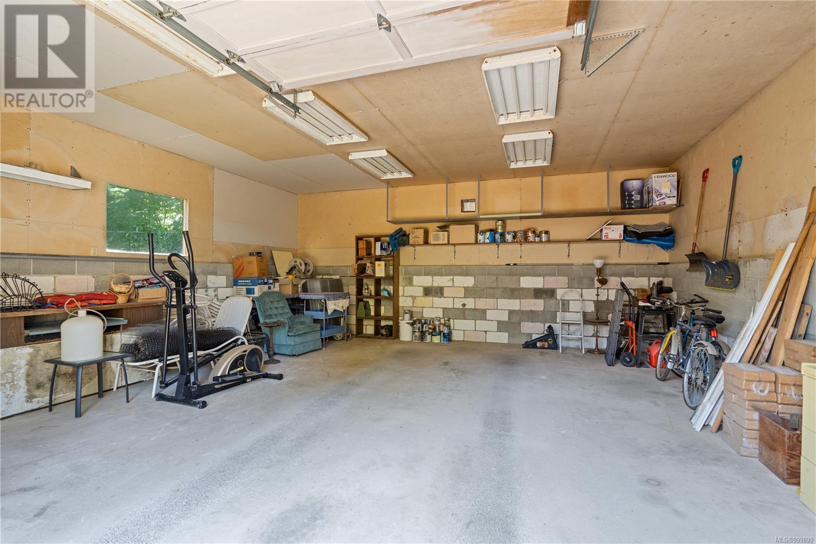 7324 Veyaness Rd, Central Saanich, British Columbia  V8M 1S9 - Photo 31 - 999890