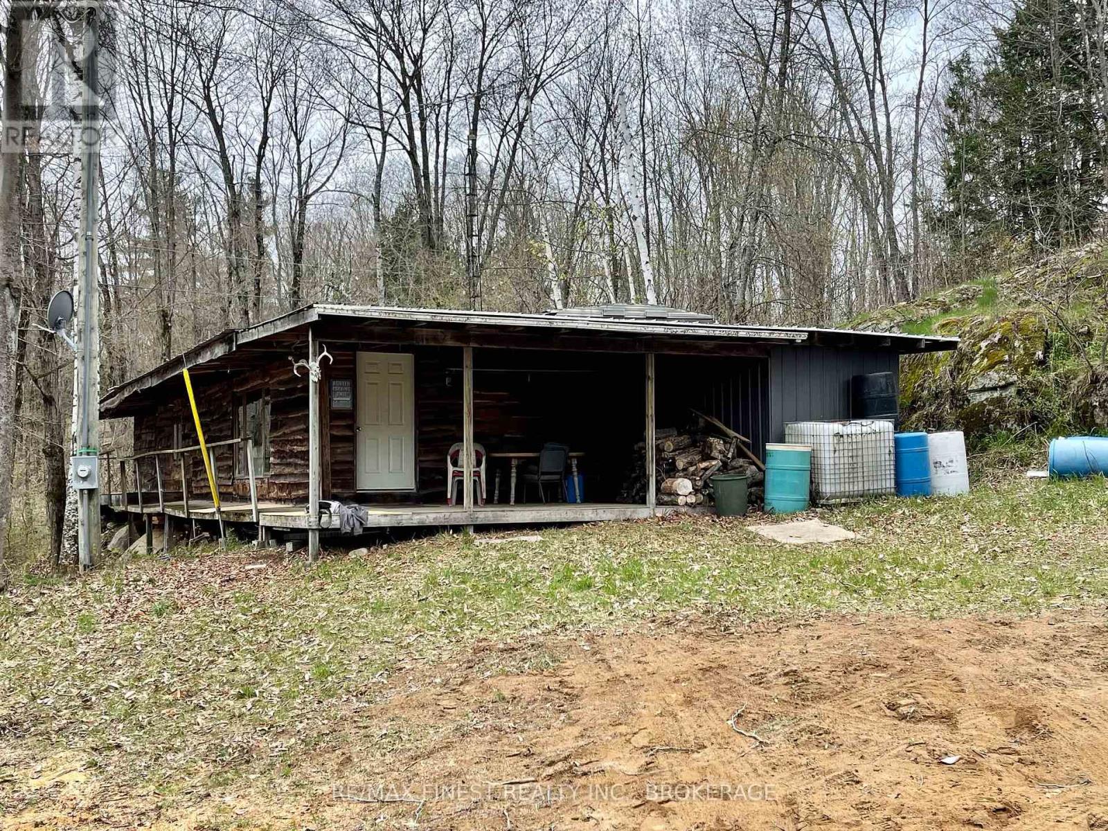 2223 Henderson Road, Central Frontenac, Ontario  K0H 1K0 - Photo 2 - X12212899
