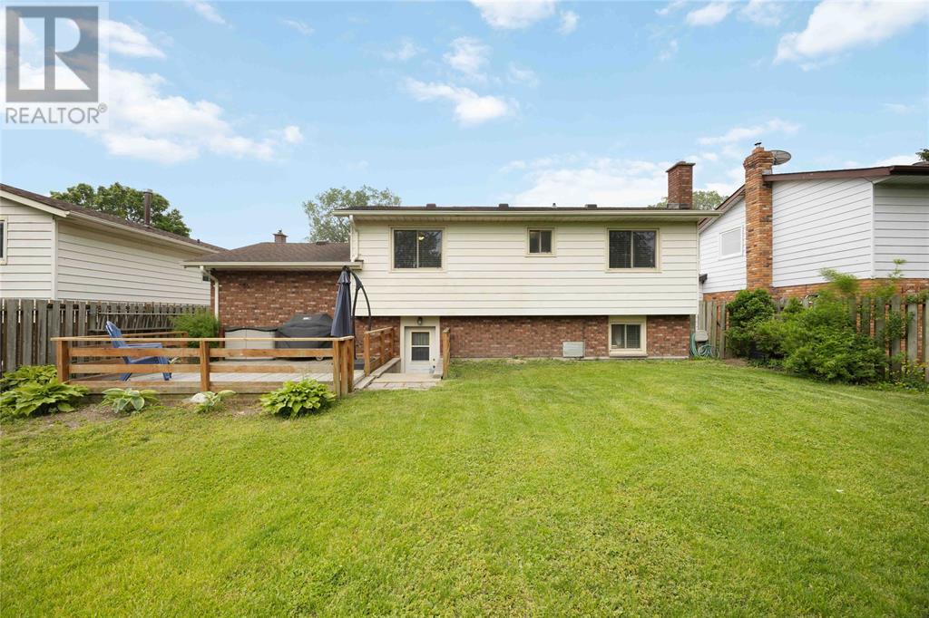 1254 Errol Road East, Sarnia, Ontario  N7S 5L3 - Photo 44 - 25007625