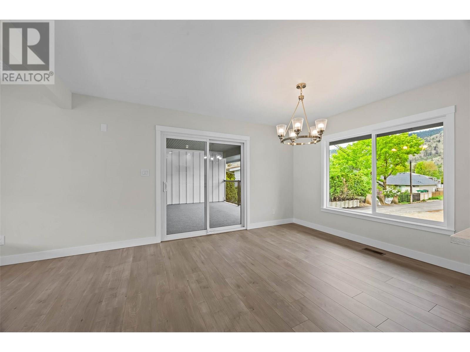 3279 Schubert Road, Kamloops, British Columbia  V2B 6Y4 - Photo 14 - 10351336